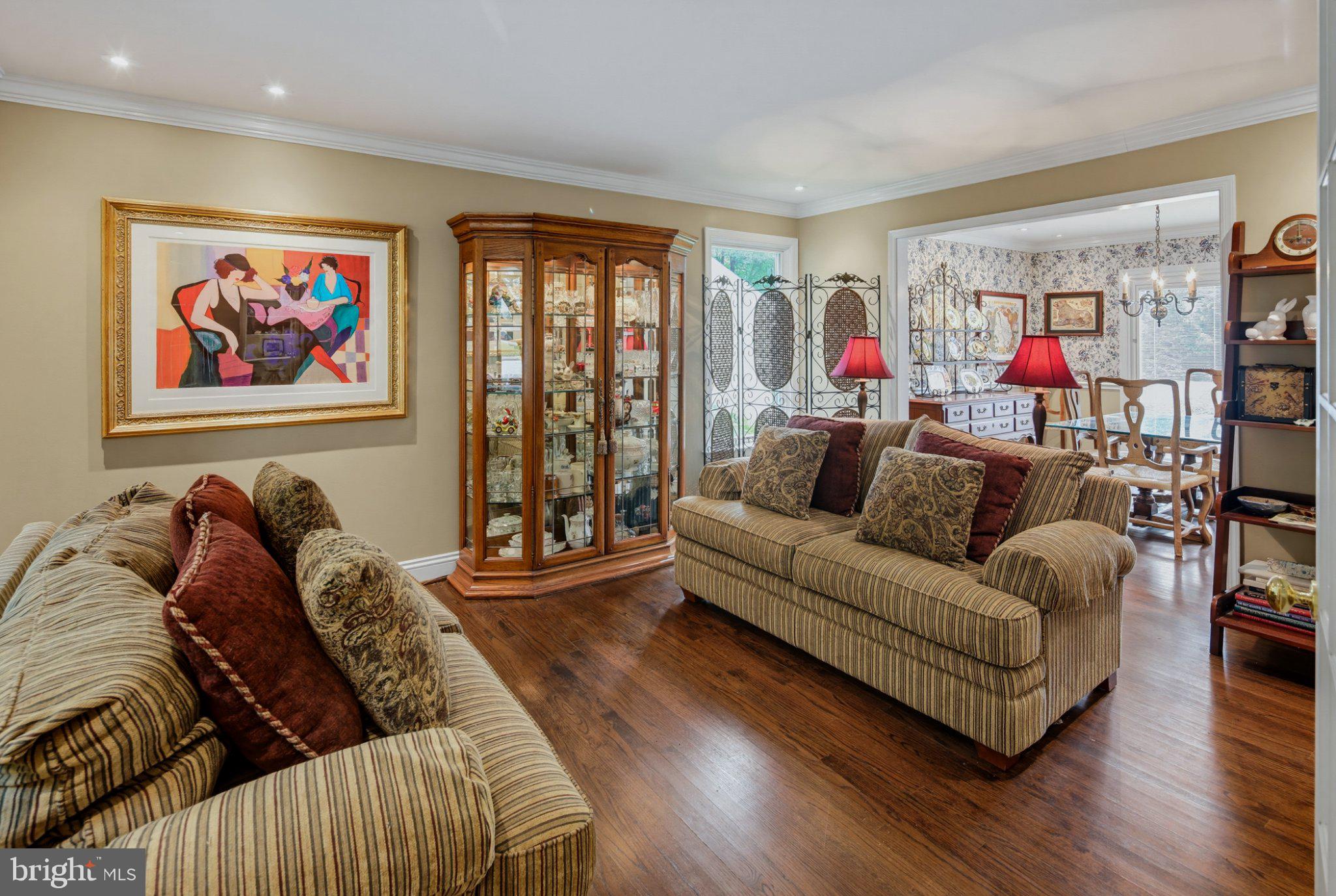 5304 CATCHFLY COURT