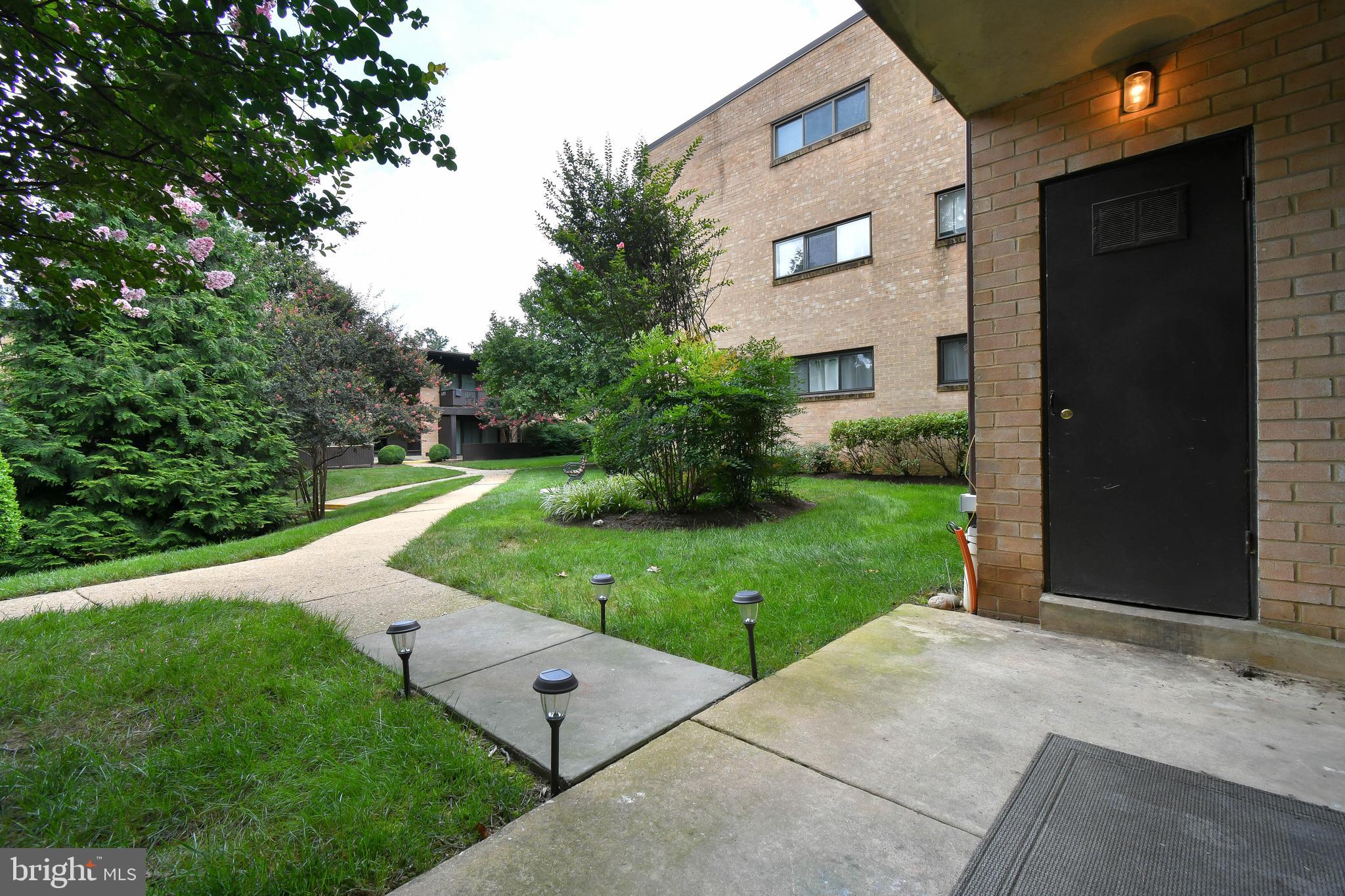 MCLEAN HILLS - Residential