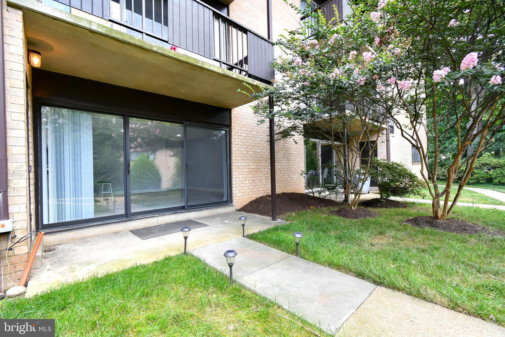 MCLEAN HILLS - Residential