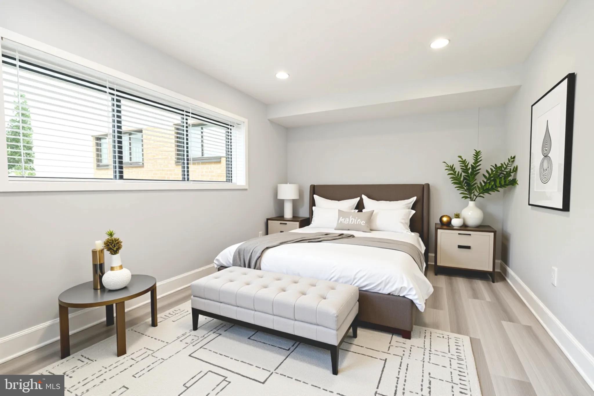 MCLEAN HILLS - Residential