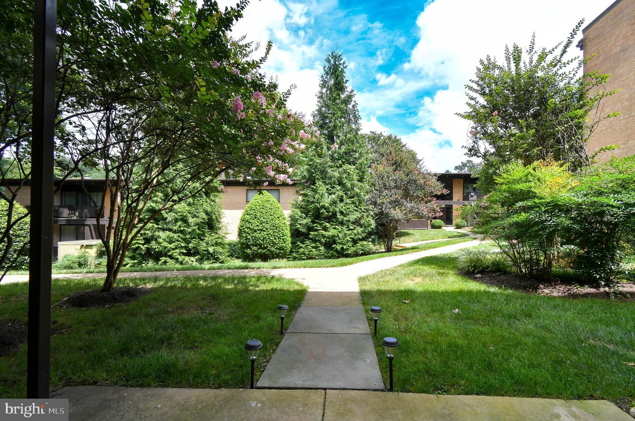 MCLEAN HILLS - Residential