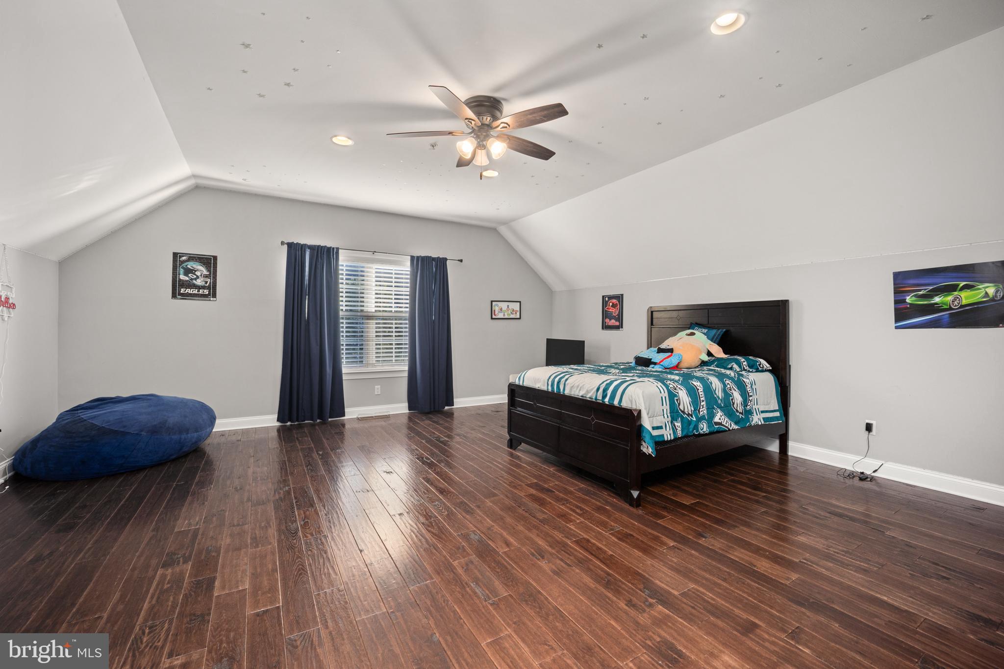 WINDSOR SQUARE - Residential