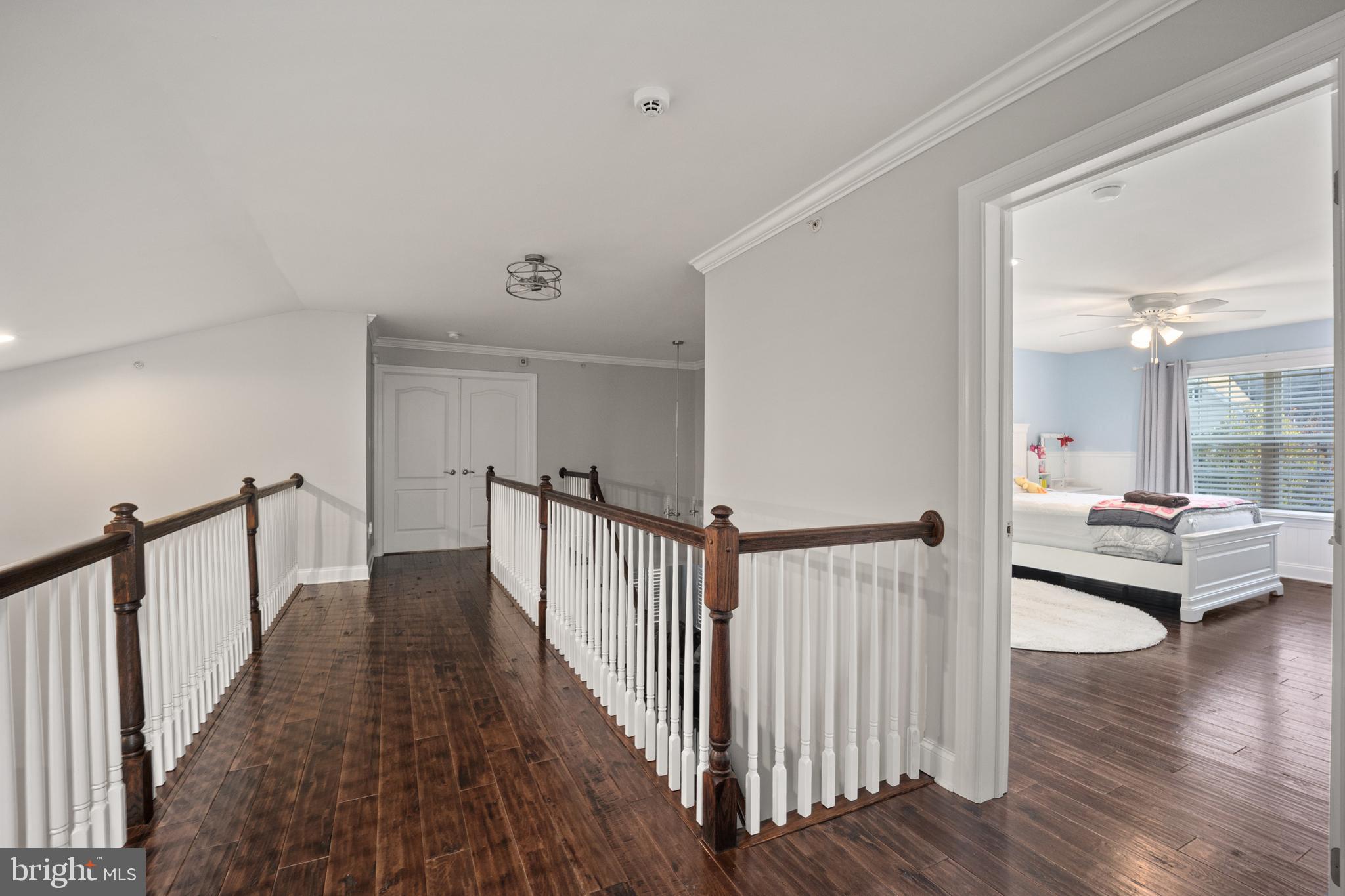 WINDSOR SQUARE - Residential