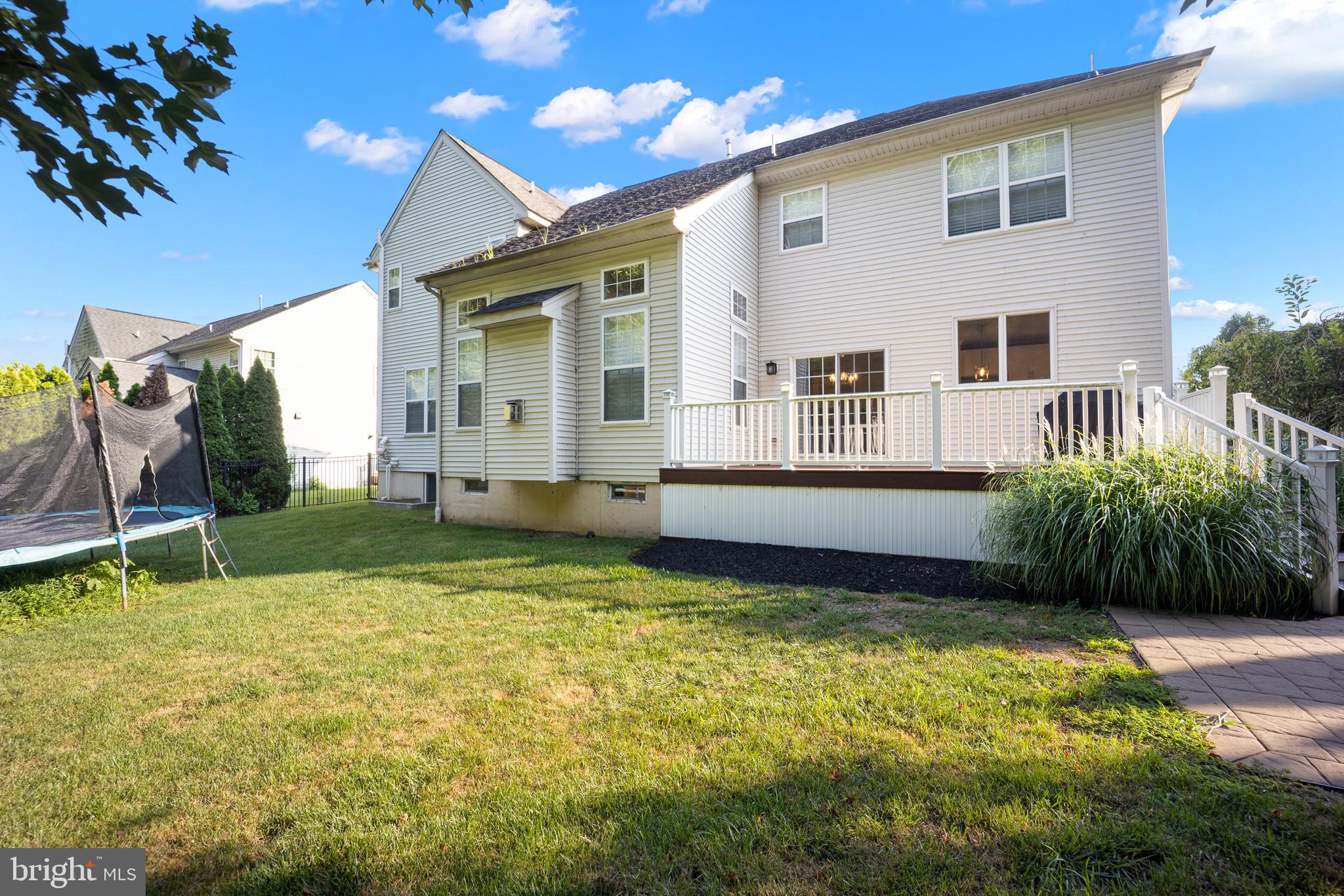 WINDSOR SQUARE - Residential