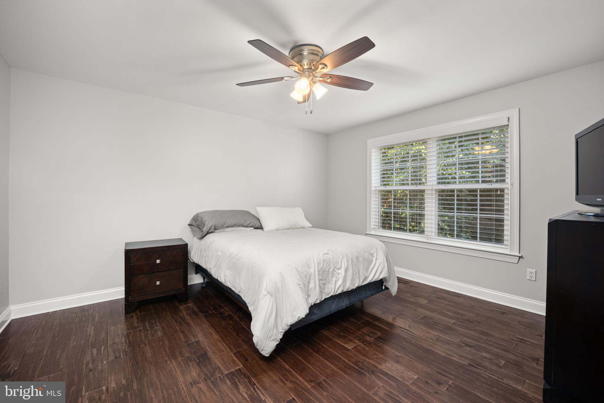 WINDSOR SQUARE - Residential