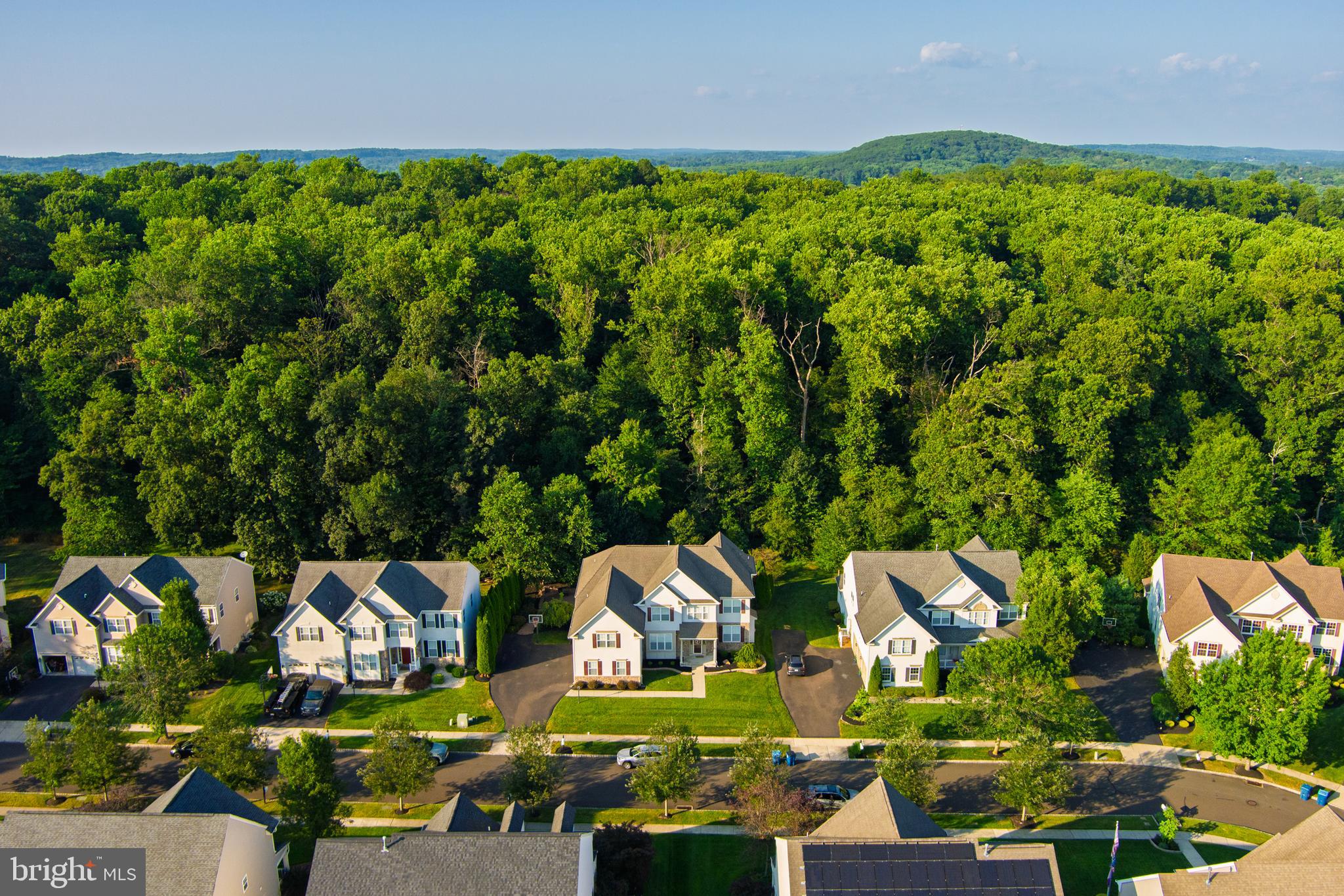 WINDSOR SQUARE - Residential