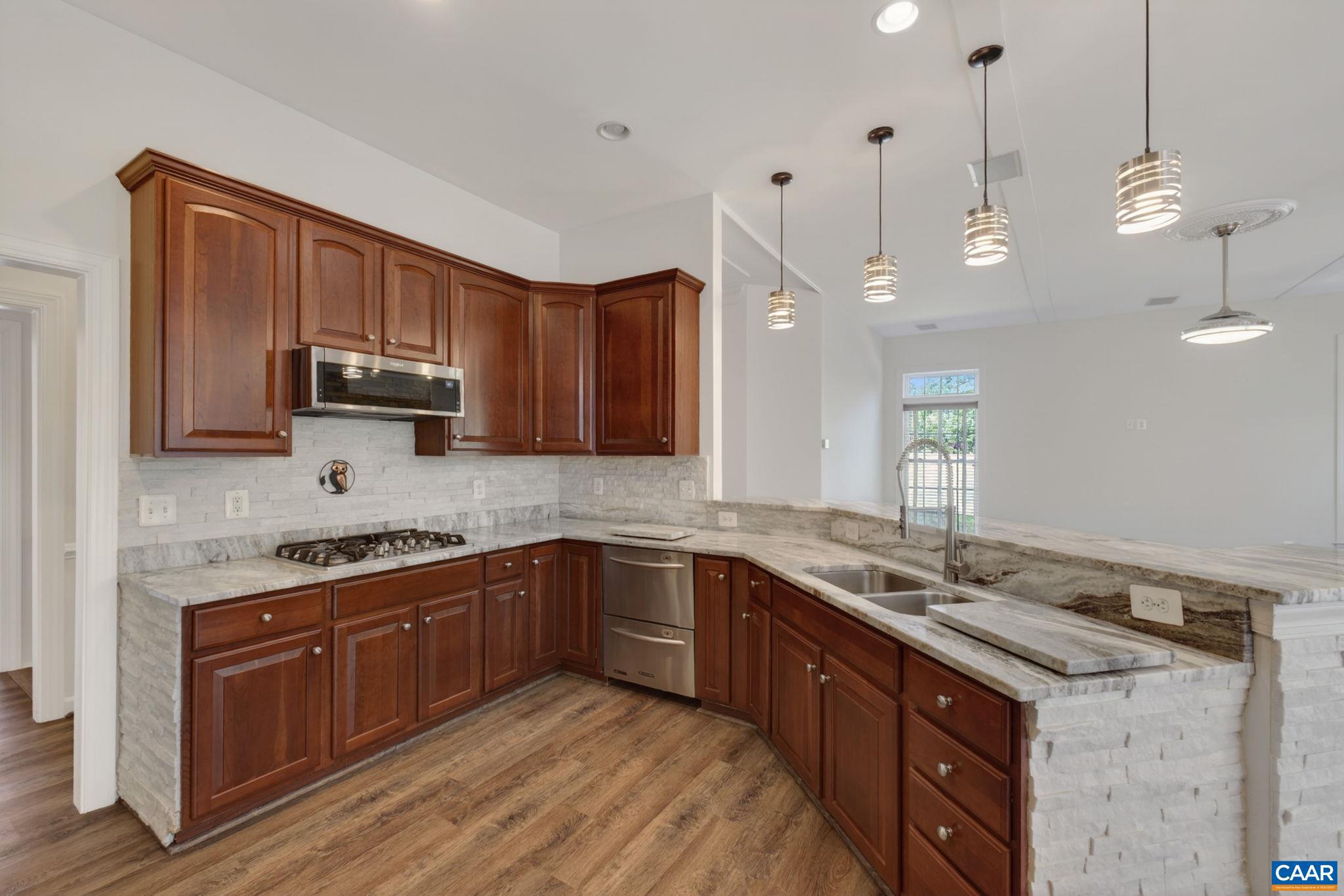 SPRING CREEK - Residential