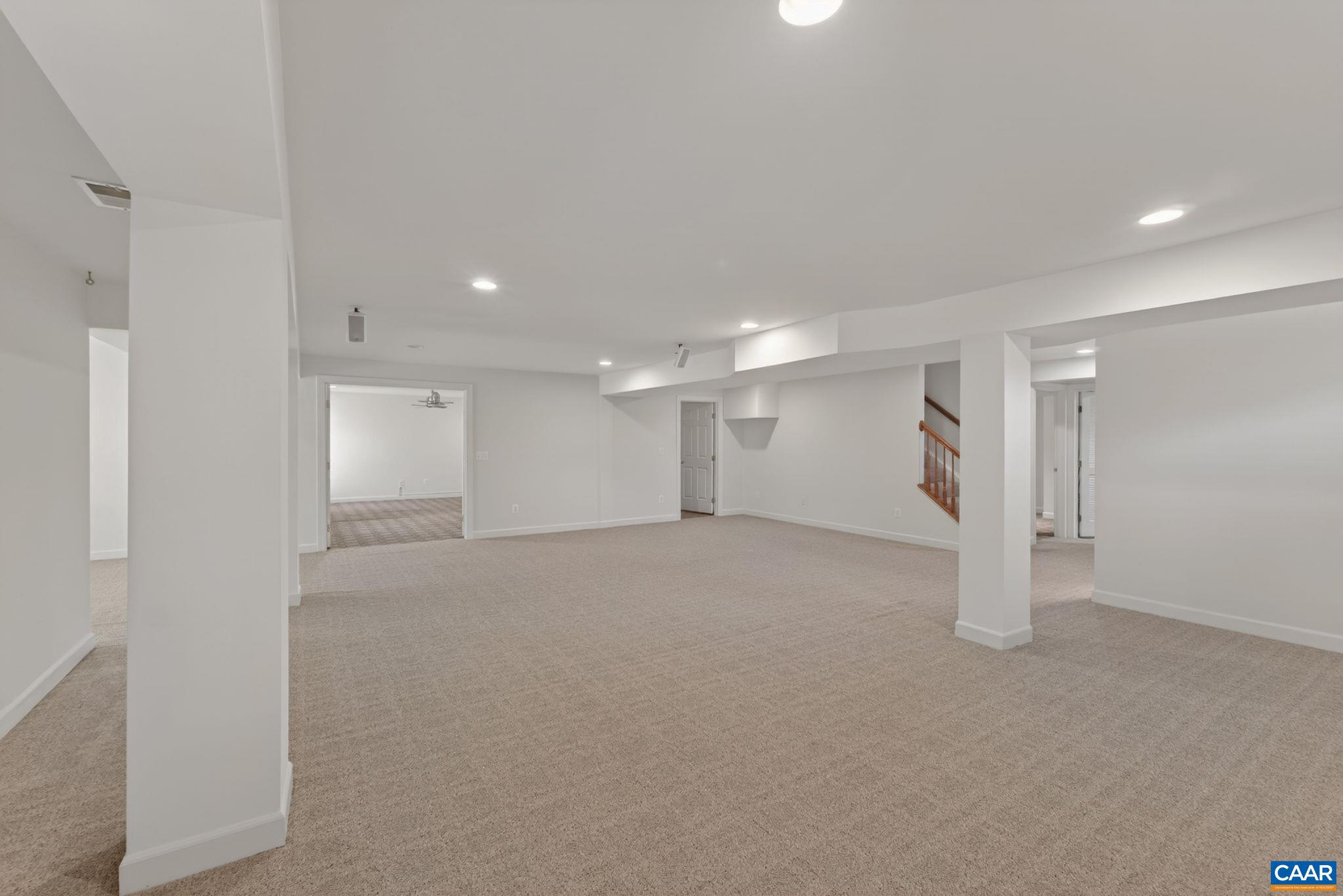 SPRING CREEK - Residential