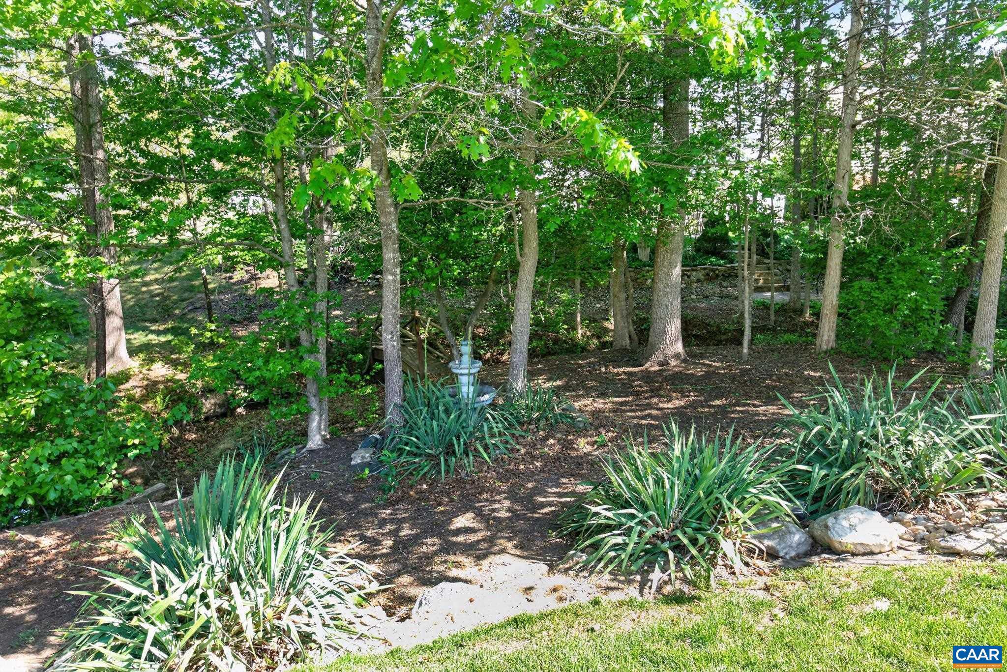 SPRING CREEK - Residential