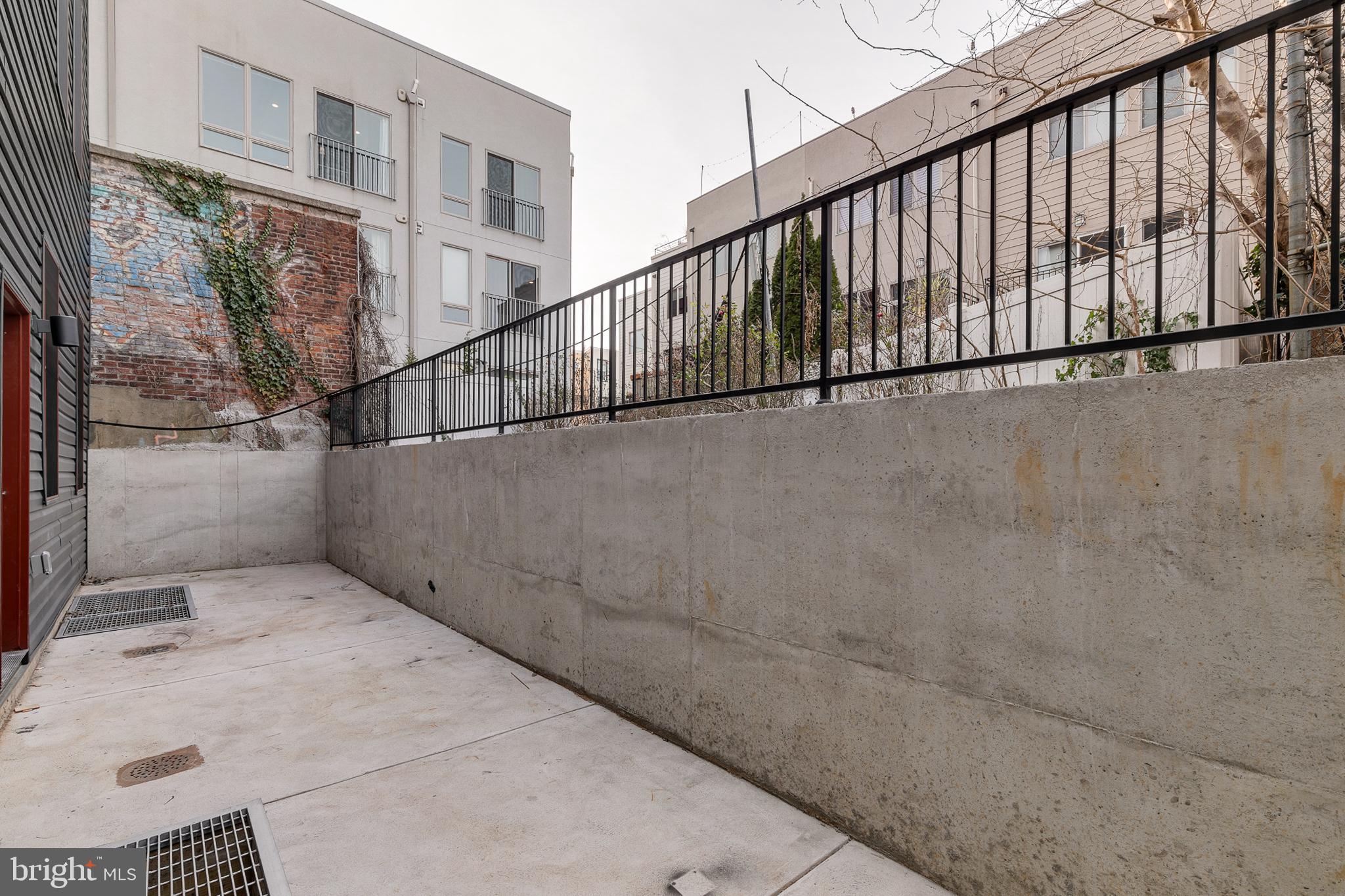 GRADUATE HOSPITAL - Residential Lease