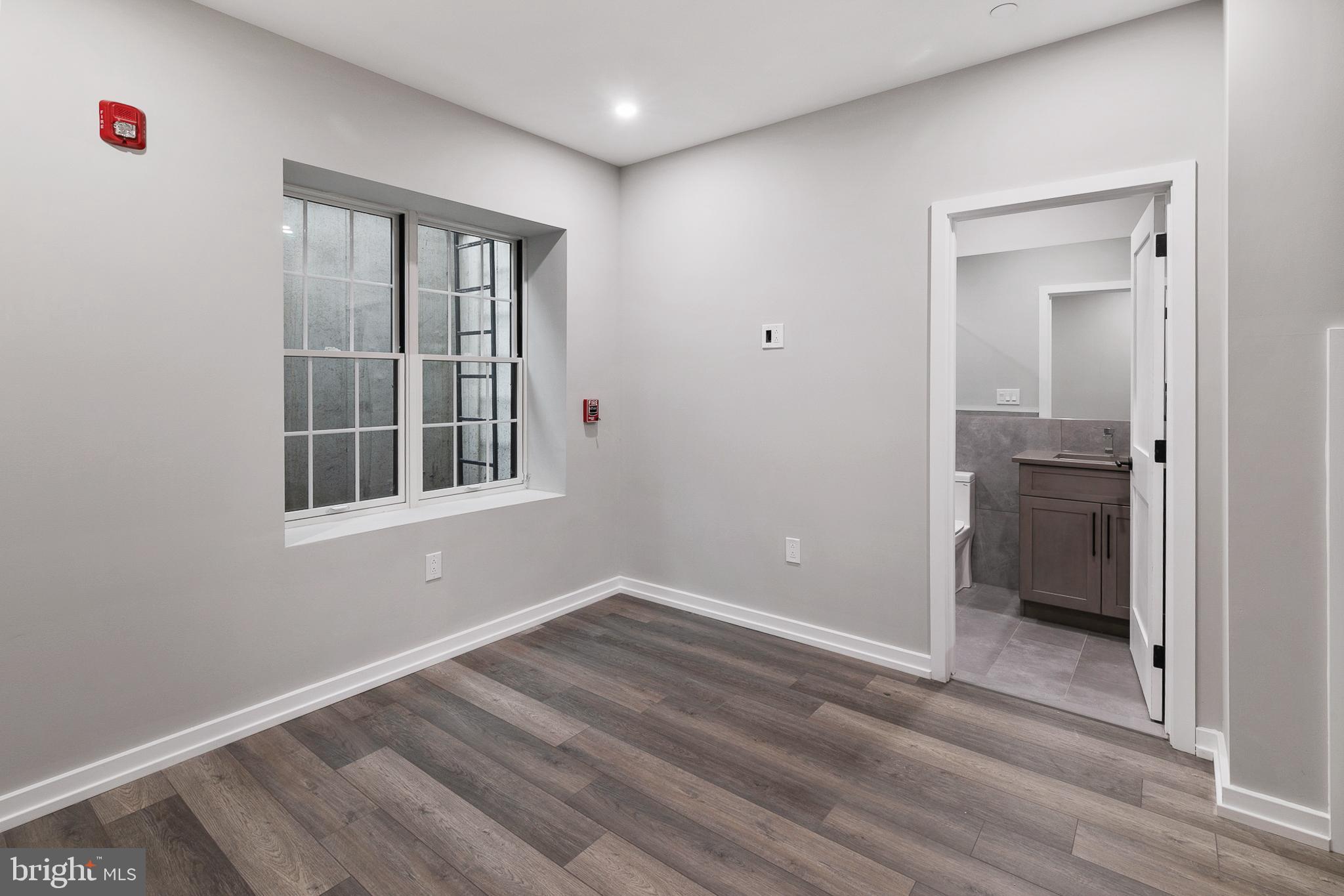 GRADUATE HOSPITAL - Residential Lease