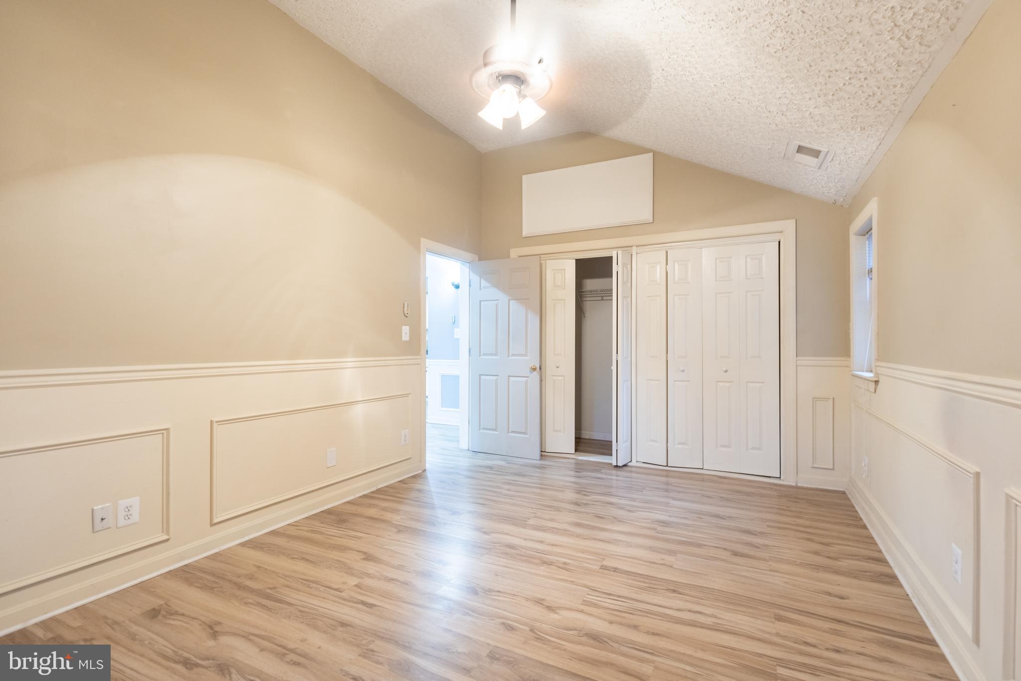 LANDSDOWNE - Residential Lease