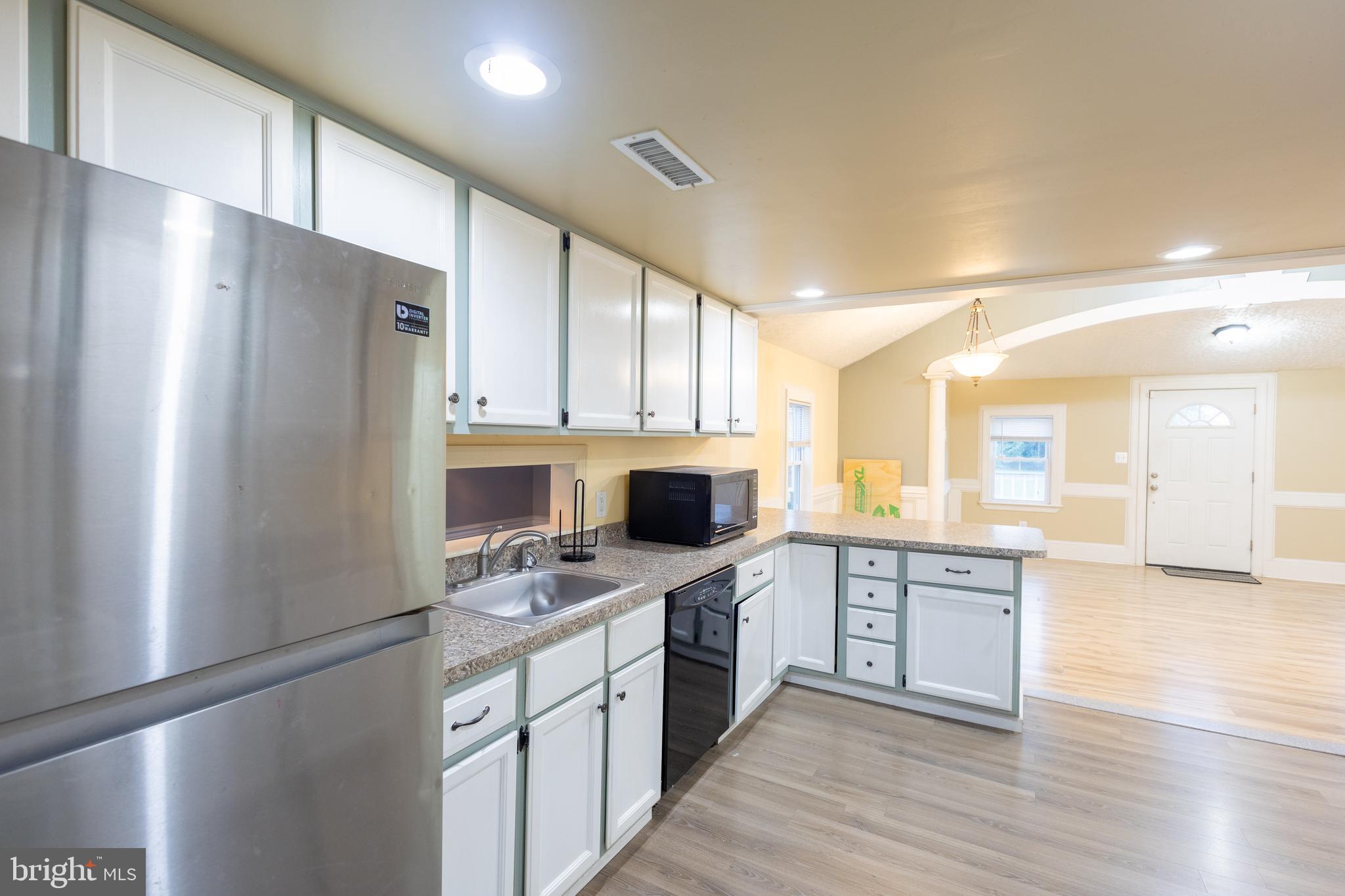 LANDSDOWNE - Residential Lease