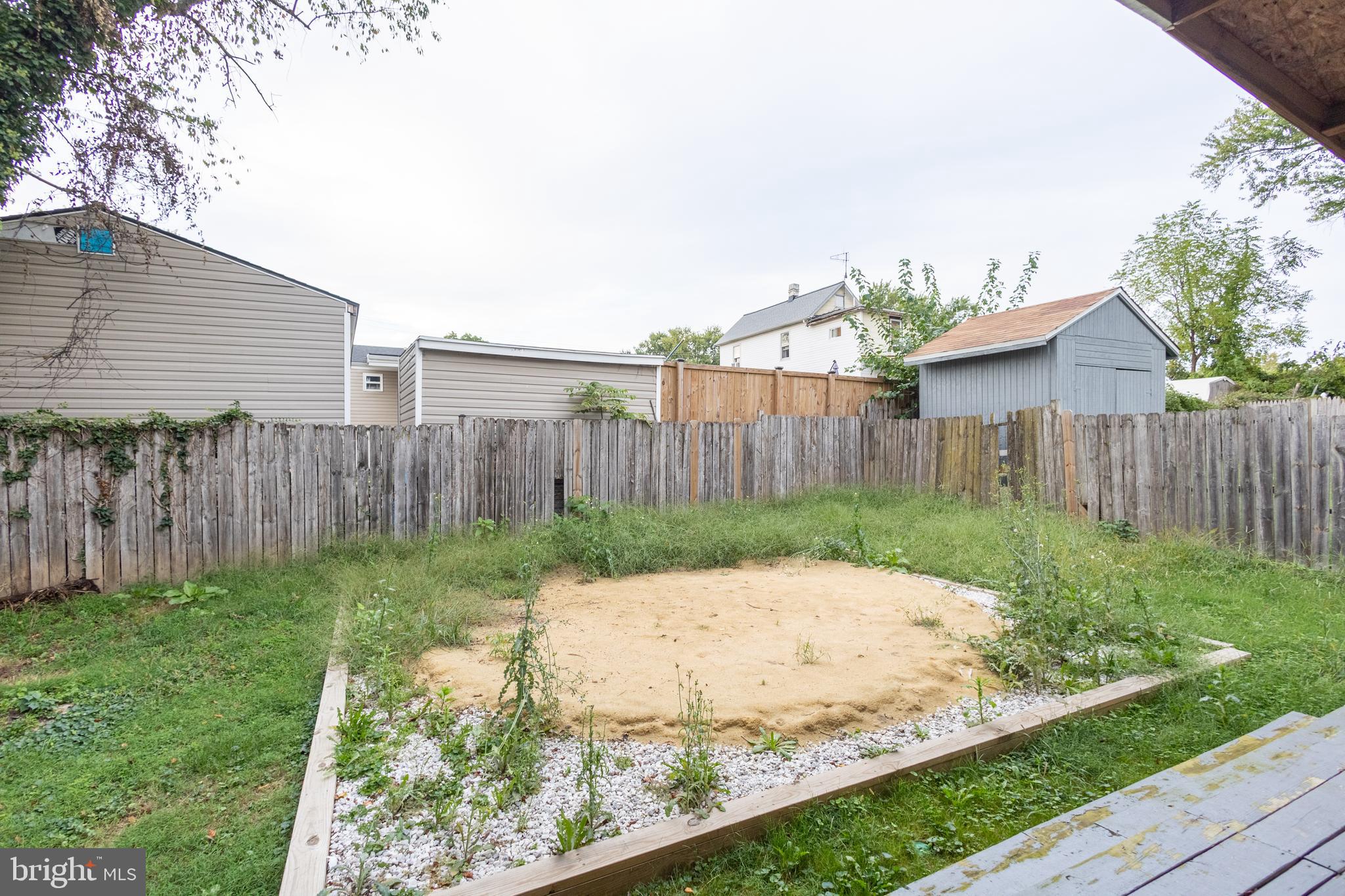 LANDSDOWNE - Residential Lease