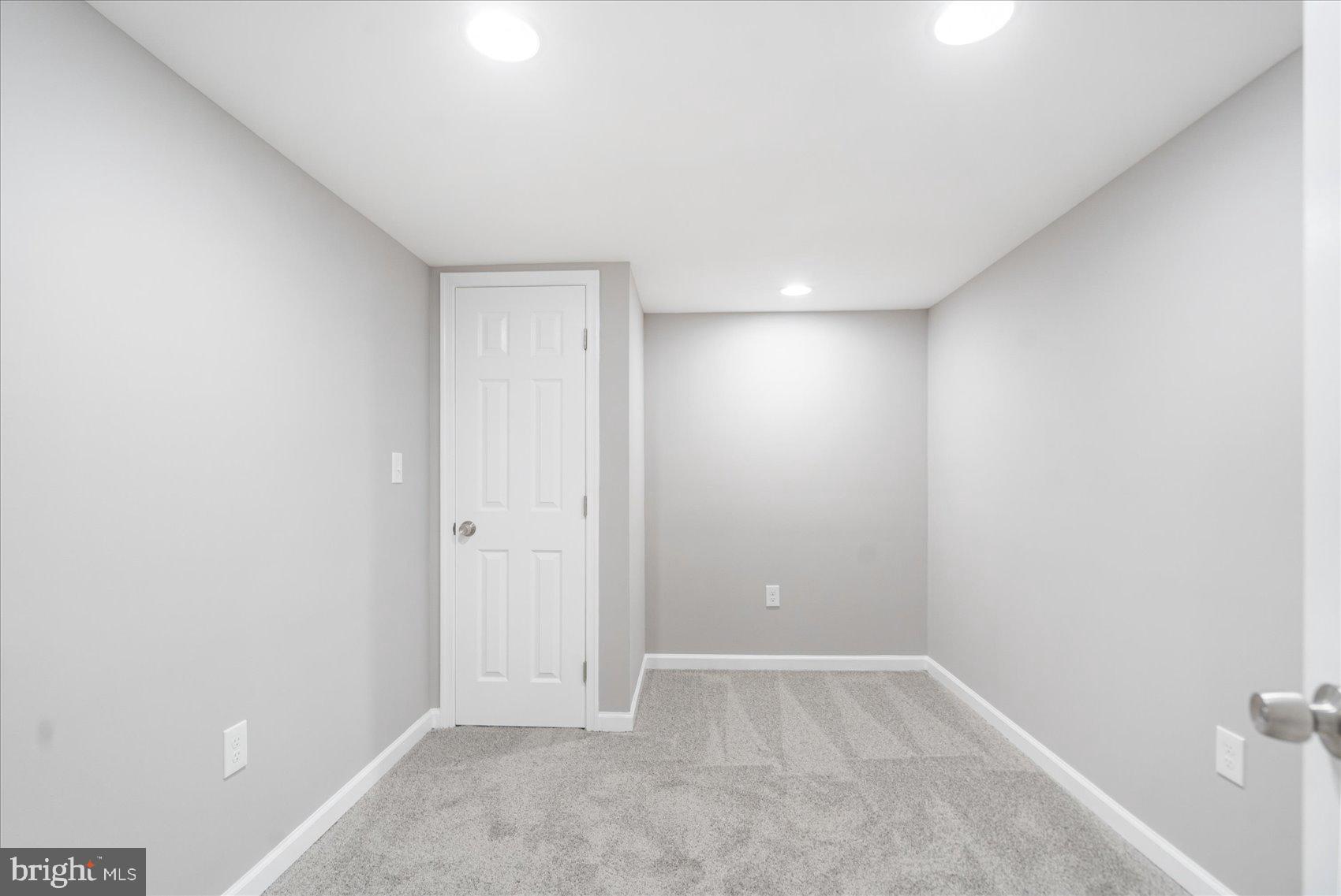 REGULARS - Residential