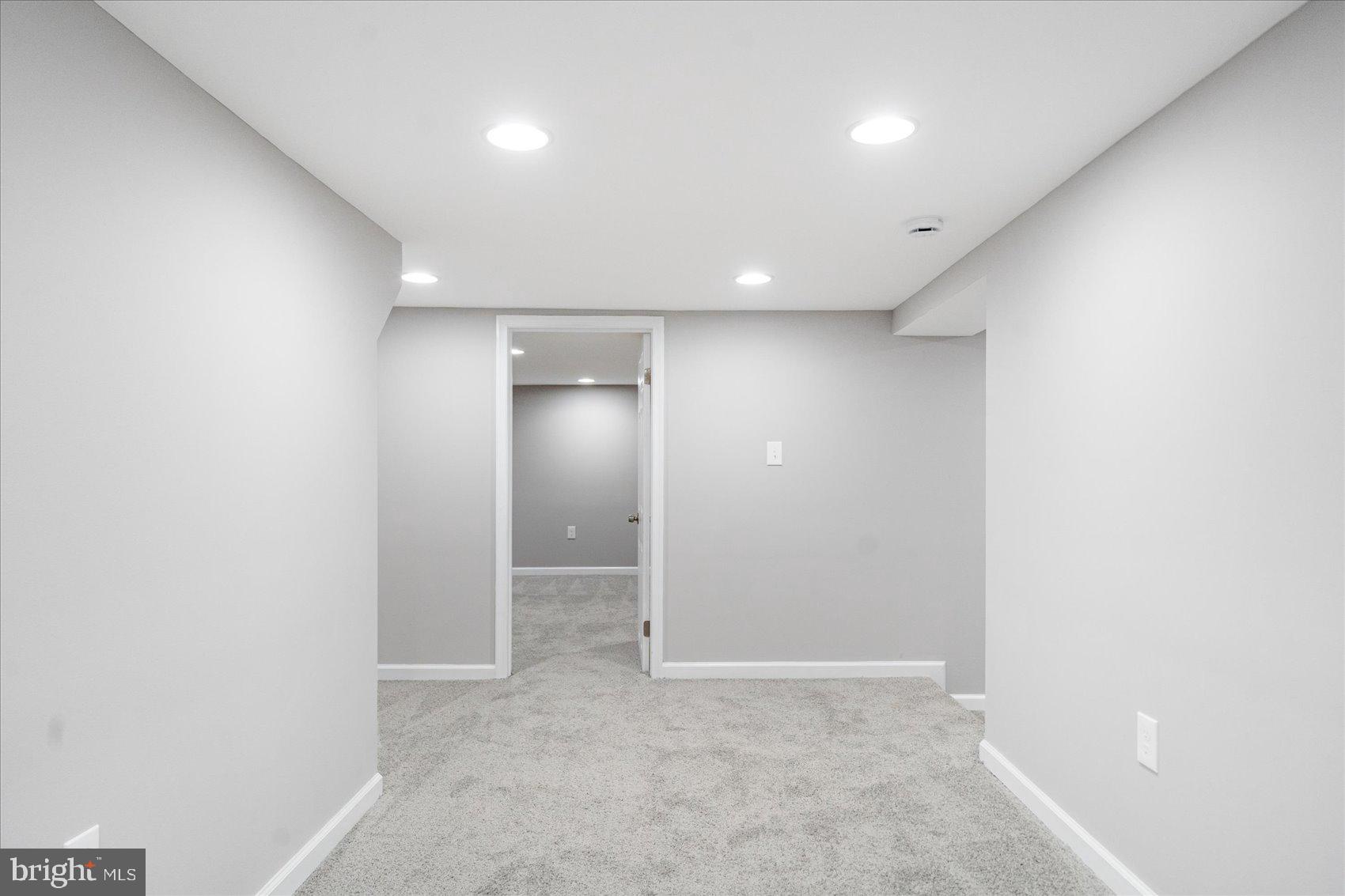 REGULARS - Residential