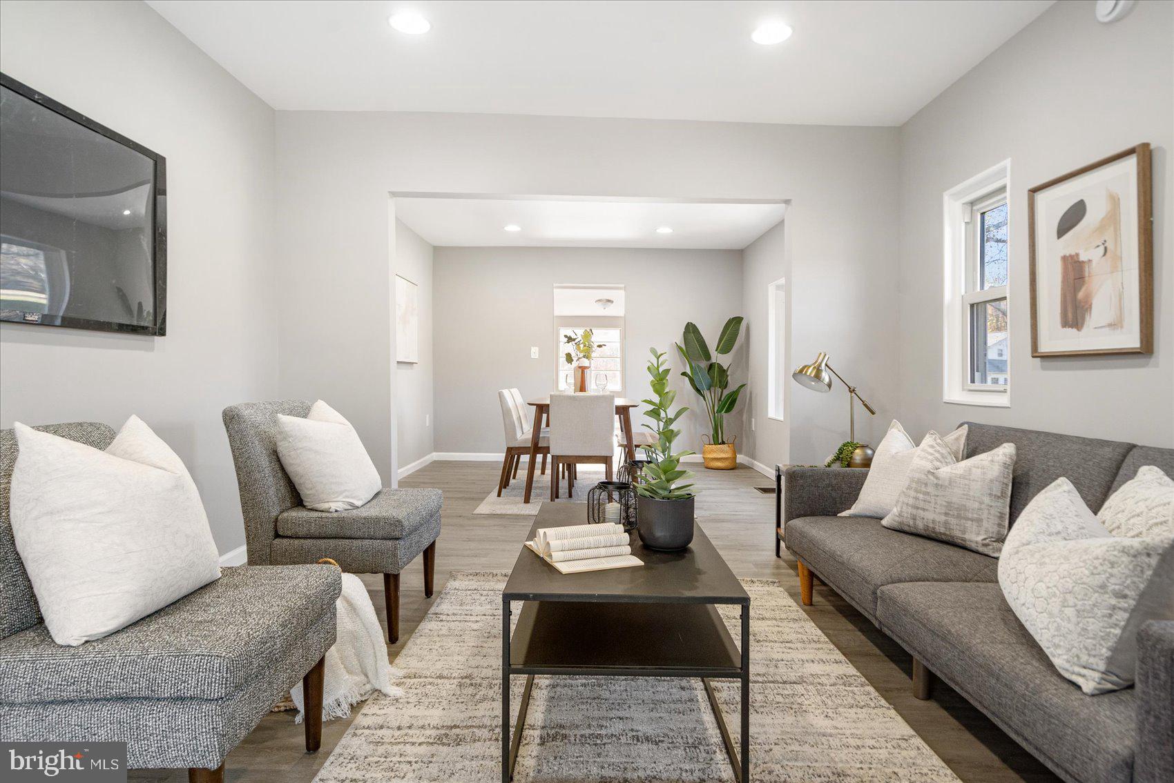 REGULARS - Residential