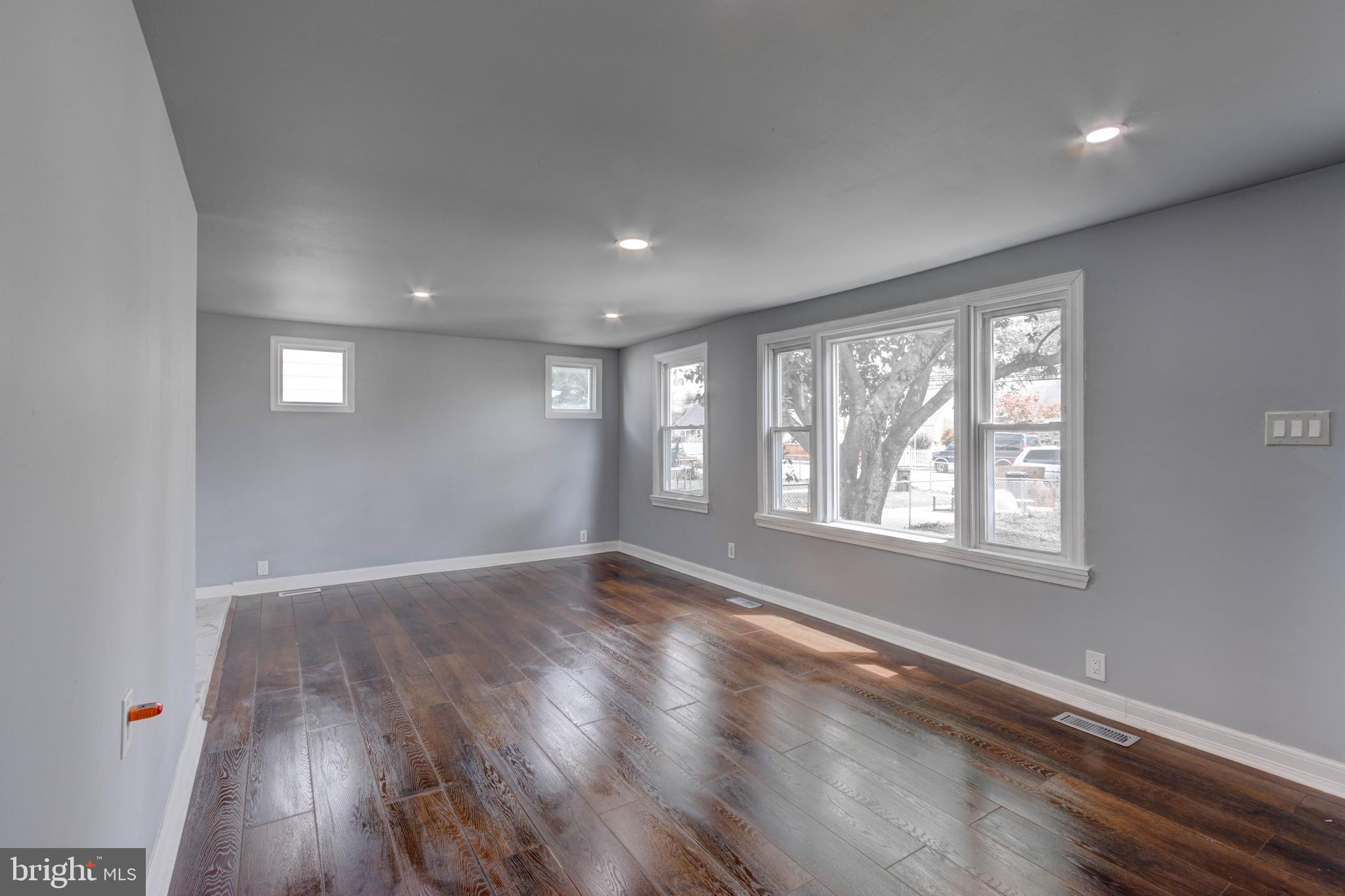 BROOKLYN PARK - Residential