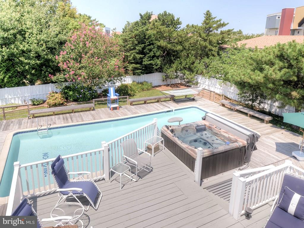 NORTH SHORES - Residential