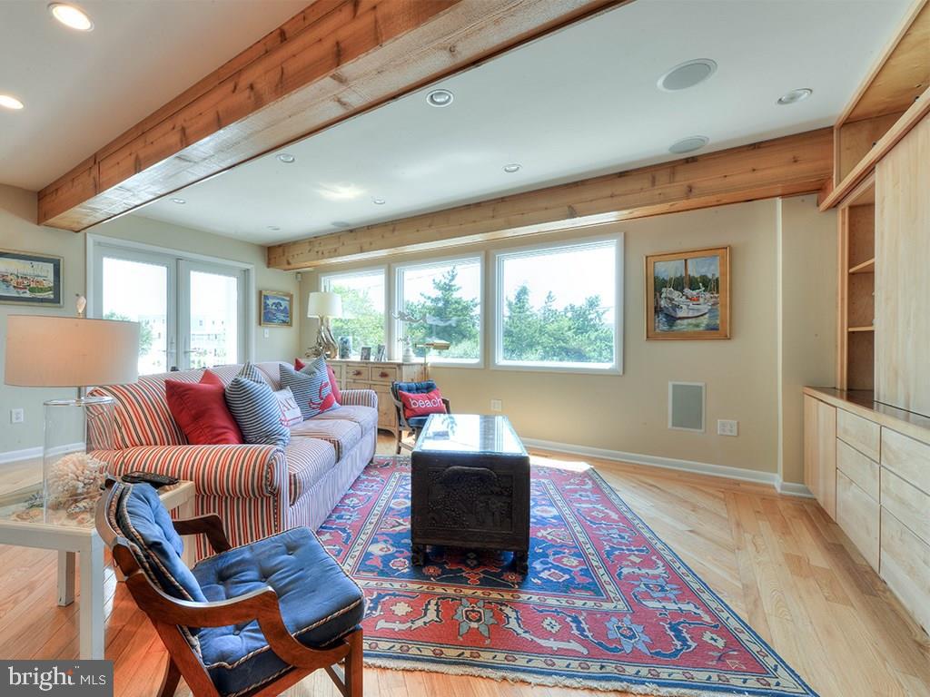 NORTH SHORES - Residential