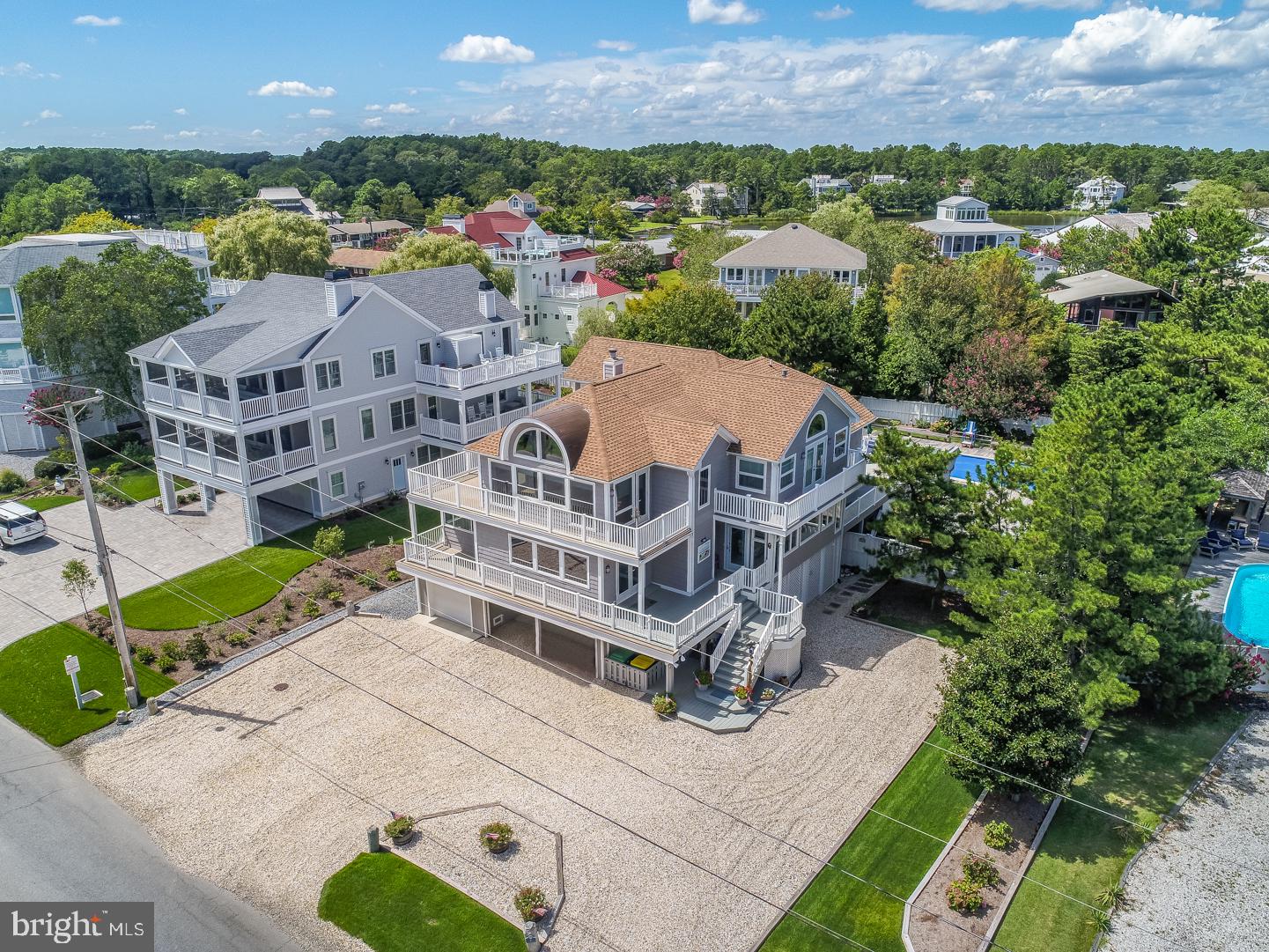 NORTH SHORES - Residential