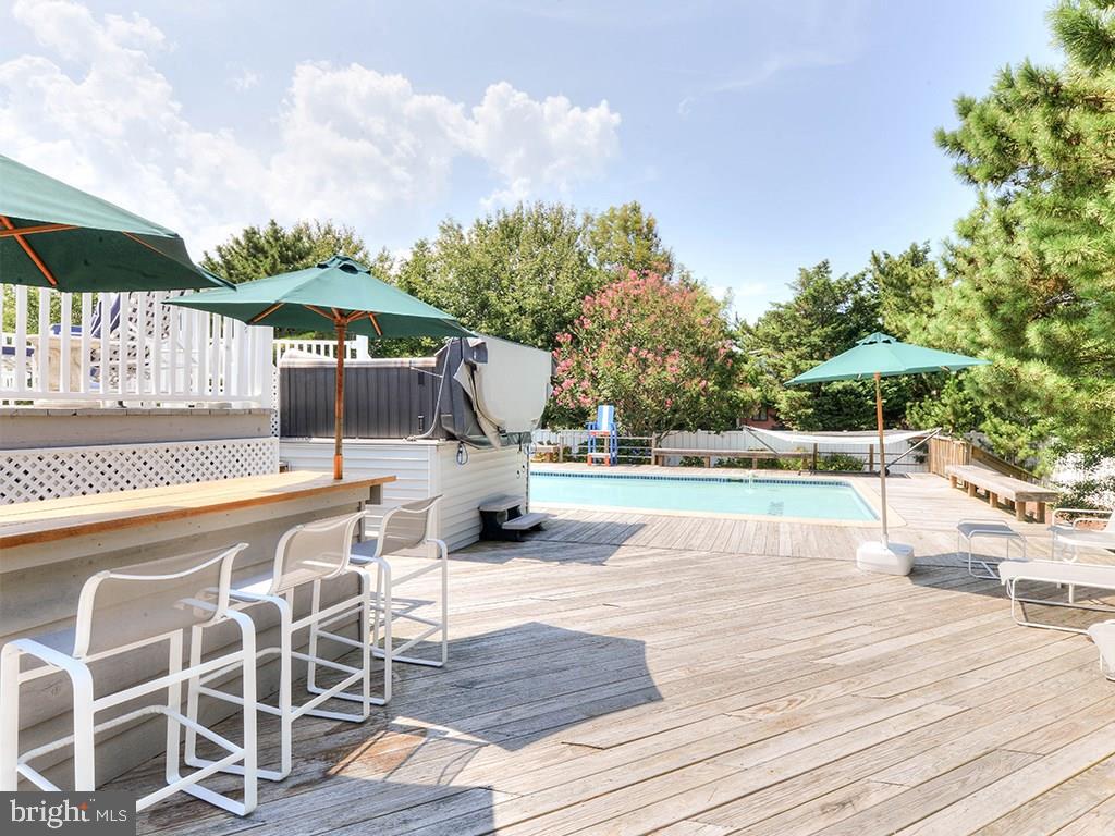 NORTH SHORES - Residential