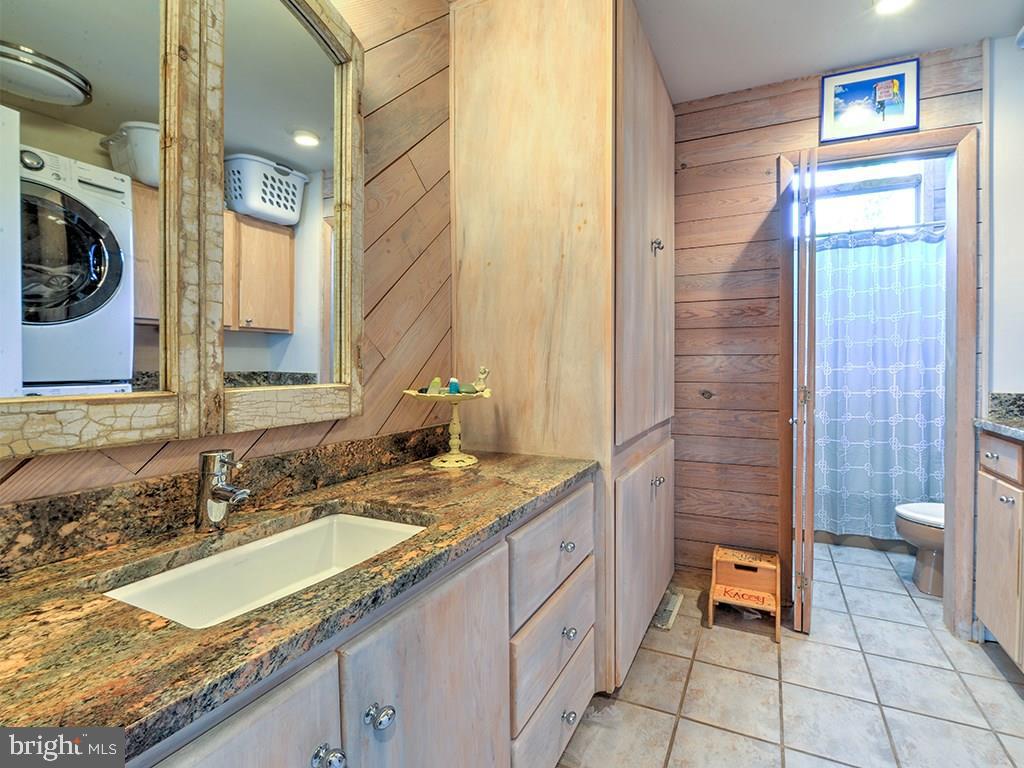 NORTH SHORES - Residential