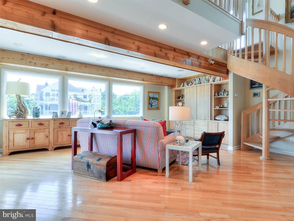 NORTH SHORES - Residential