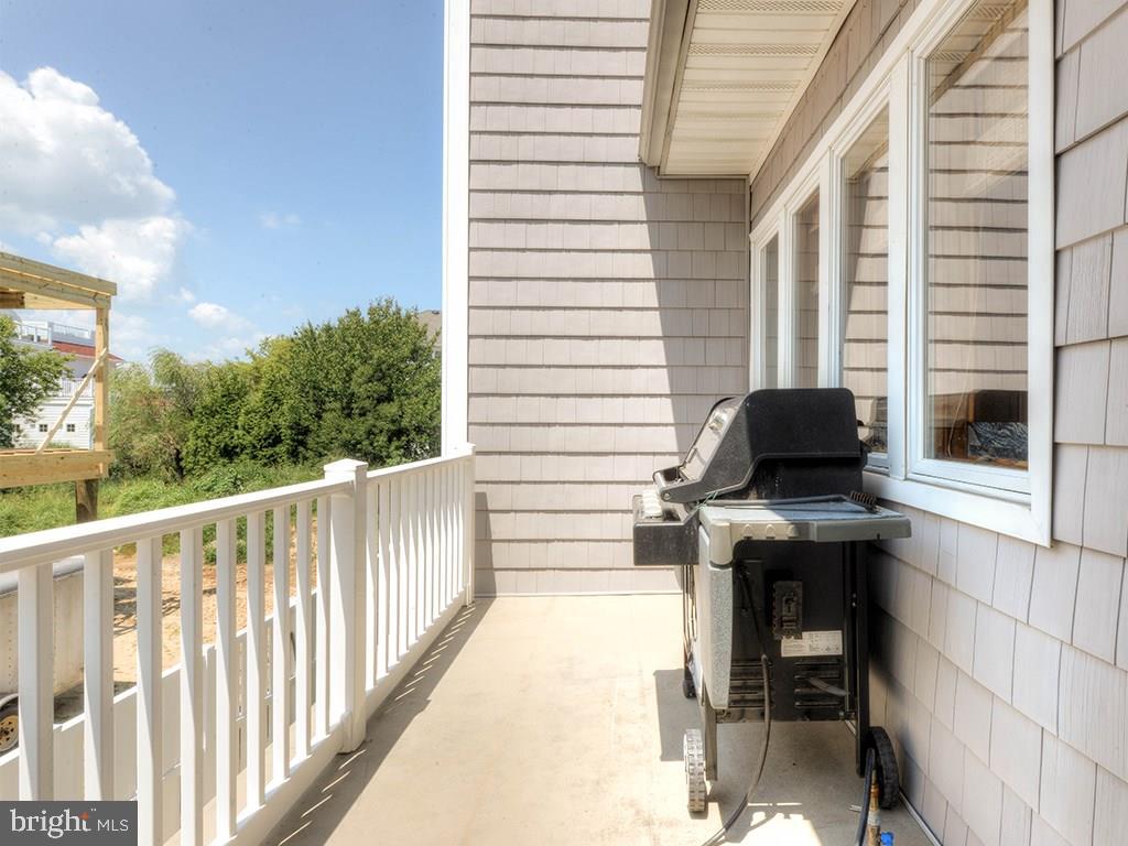 NORTH SHORES - Residential