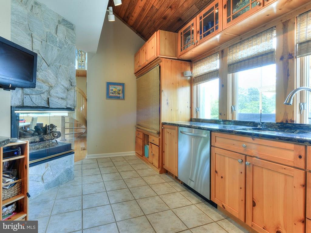 NORTH SHORES - Residential