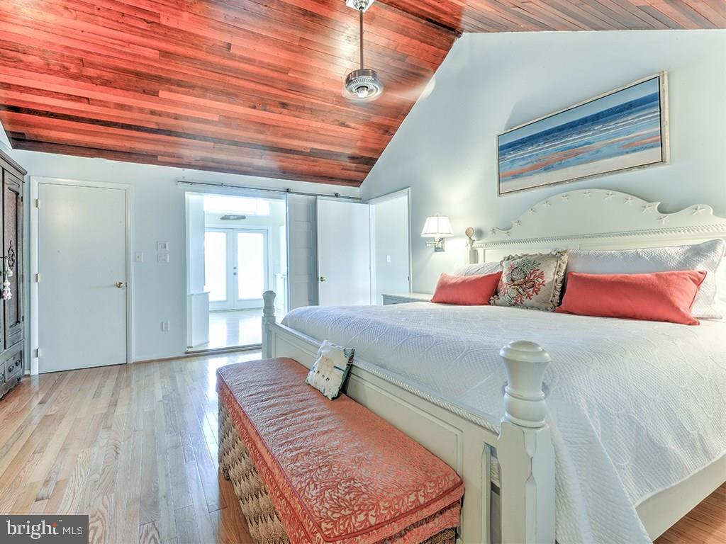 NORTH SHORES - Residential