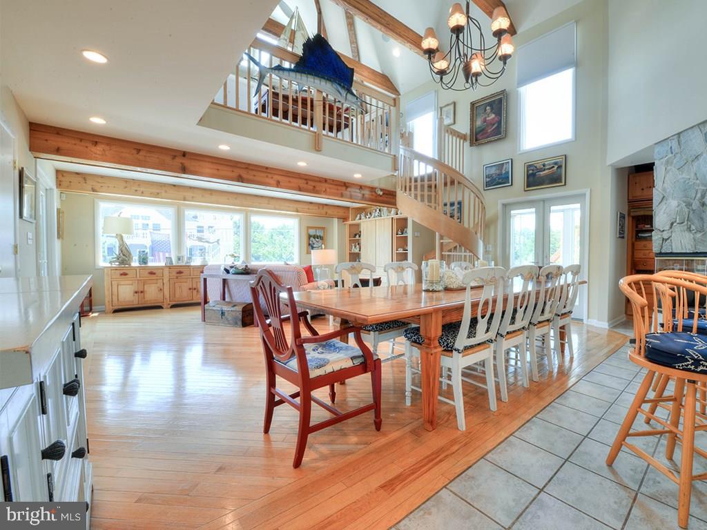 NORTH SHORES - Residential