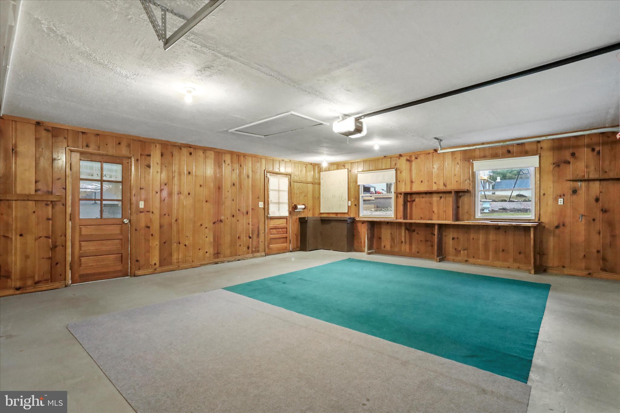 ROBINWOOD - Residential