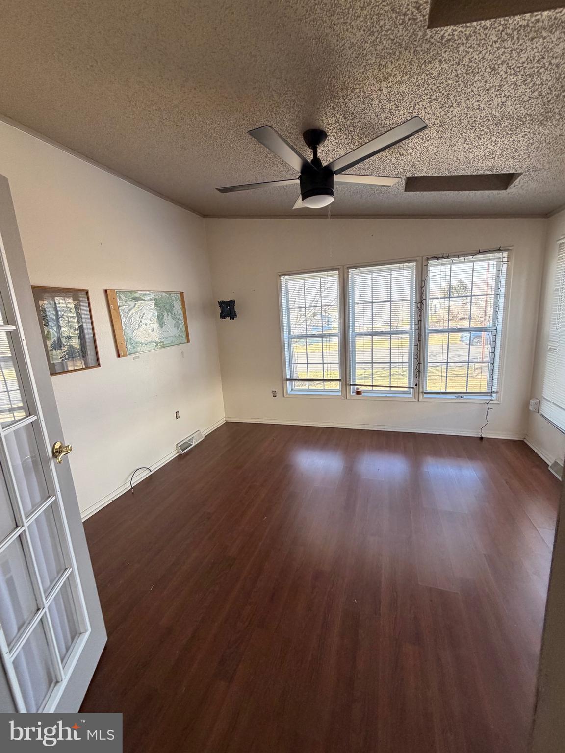 BUCKINGHAM SPRINGS - Residential