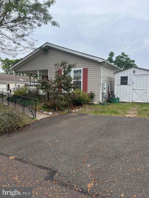 Apartment For Sale - 3 Juniper Circle<br/> NEW HOPE, PA 18938