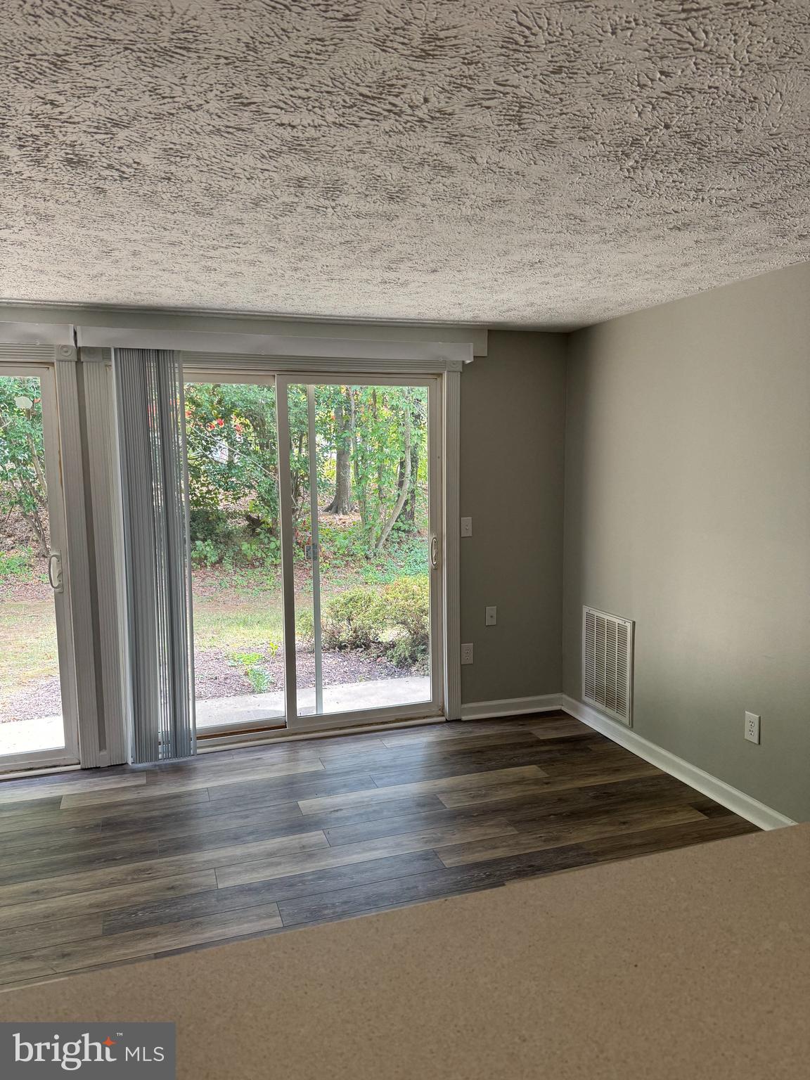 PRINCETON WOODS - Residential Lease