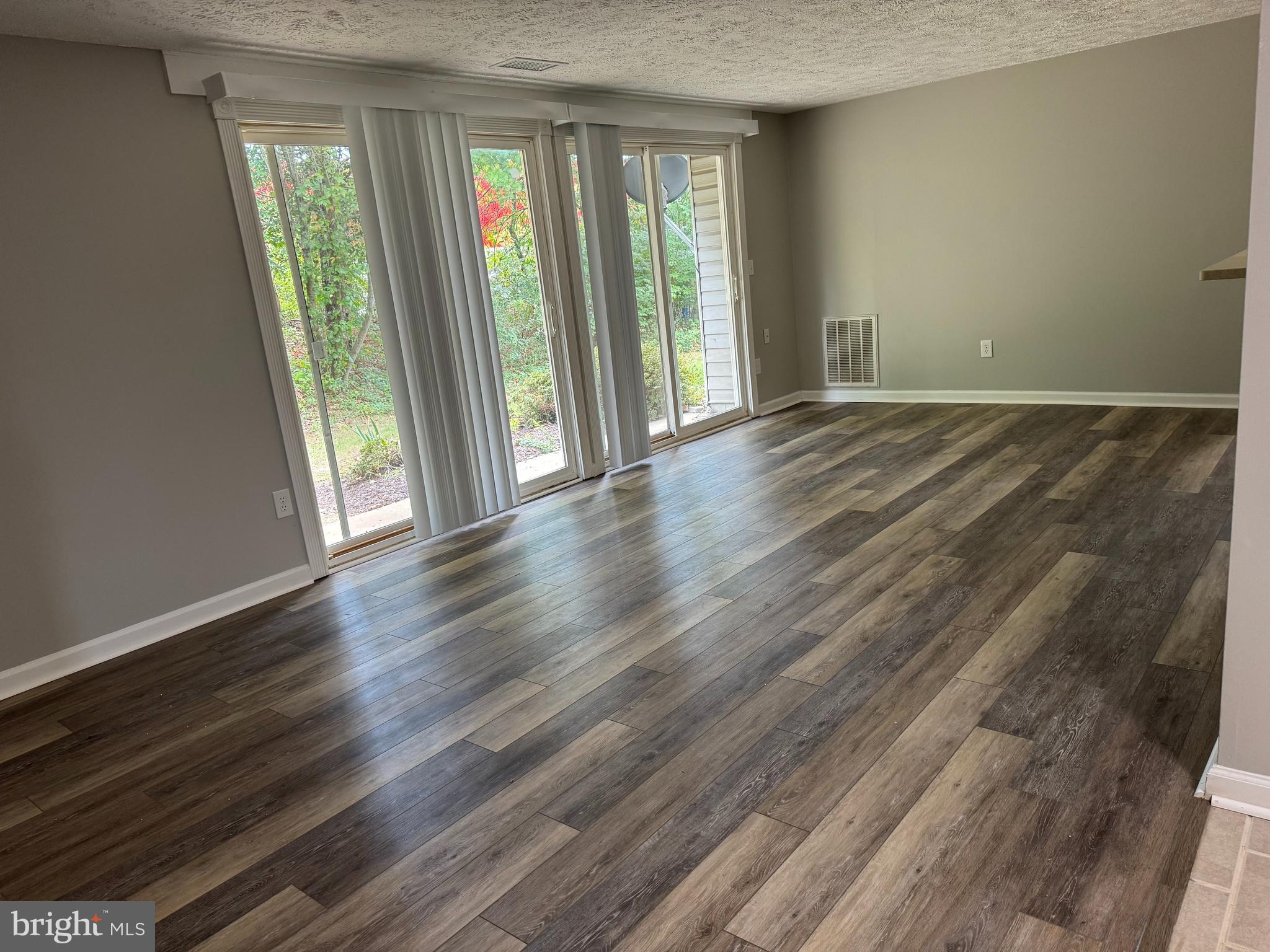 PRINCETON WOODS - Residential Lease