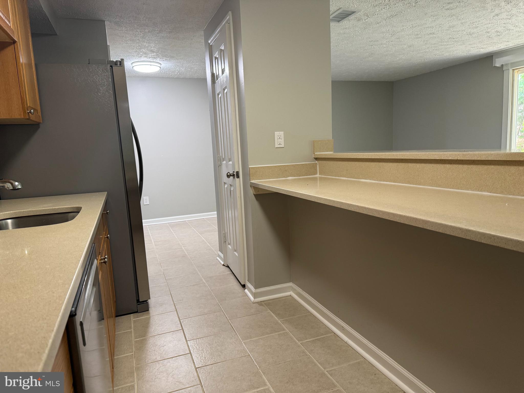 PRINCETON WOODS - Residential Lease