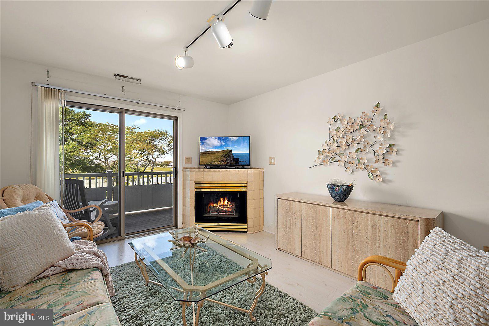 HERON HARBOUR - Residential