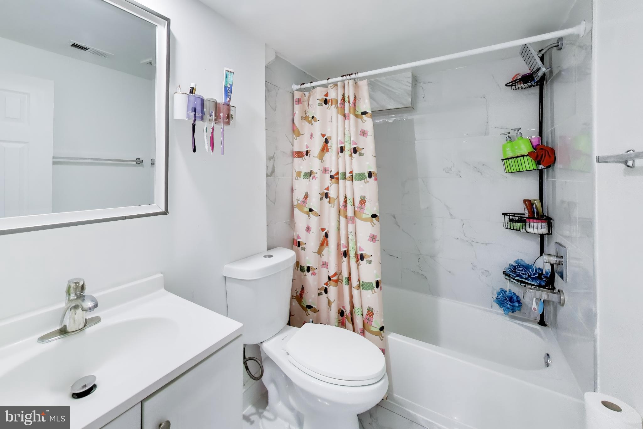 FAIRLAWN-LAUREL - Residential