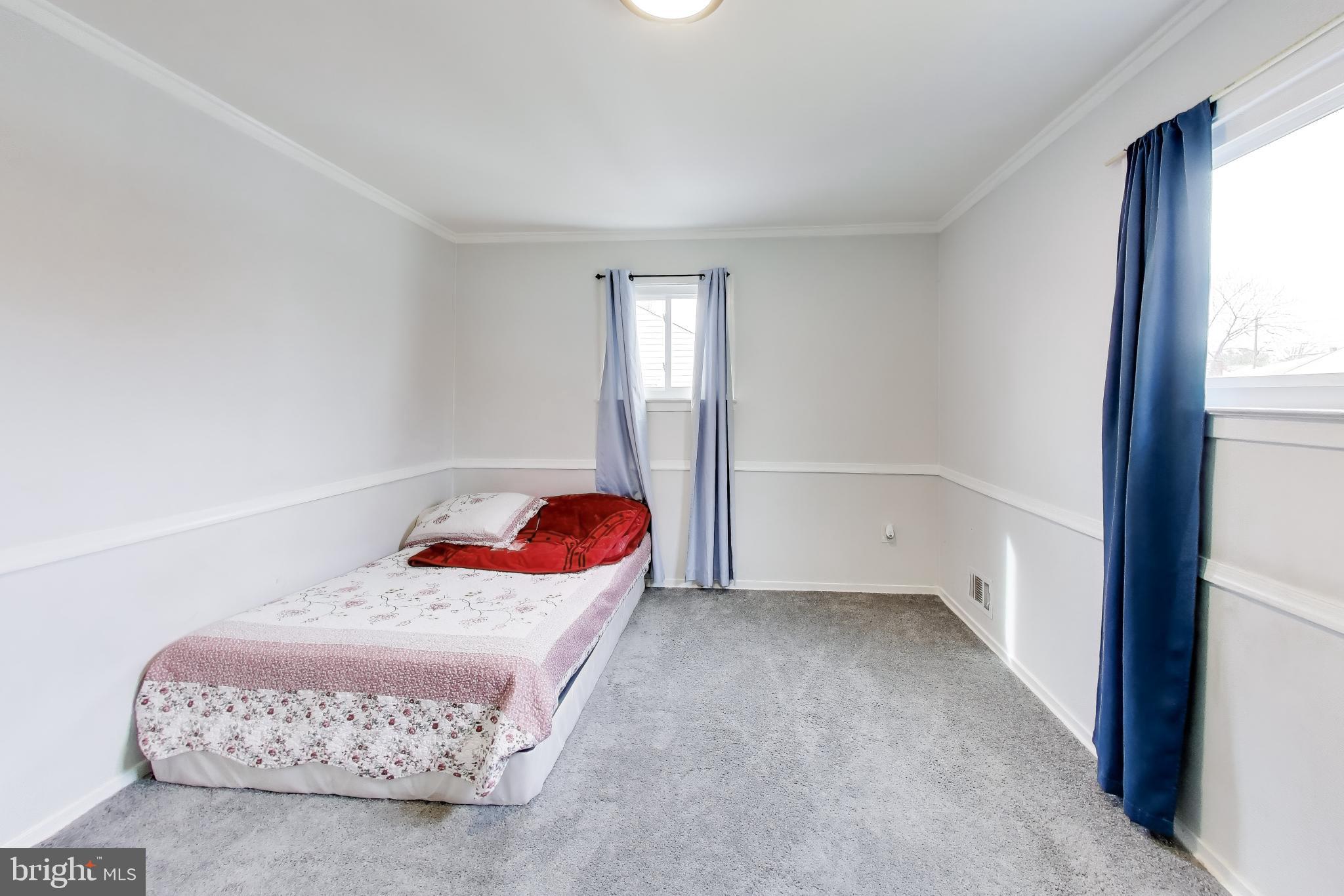 FAIRLAWN-LAUREL - Residential