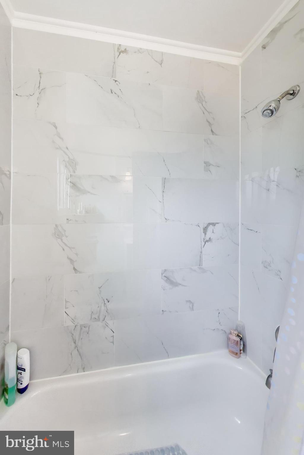 FAIRLAWN-LAUREL - Residential