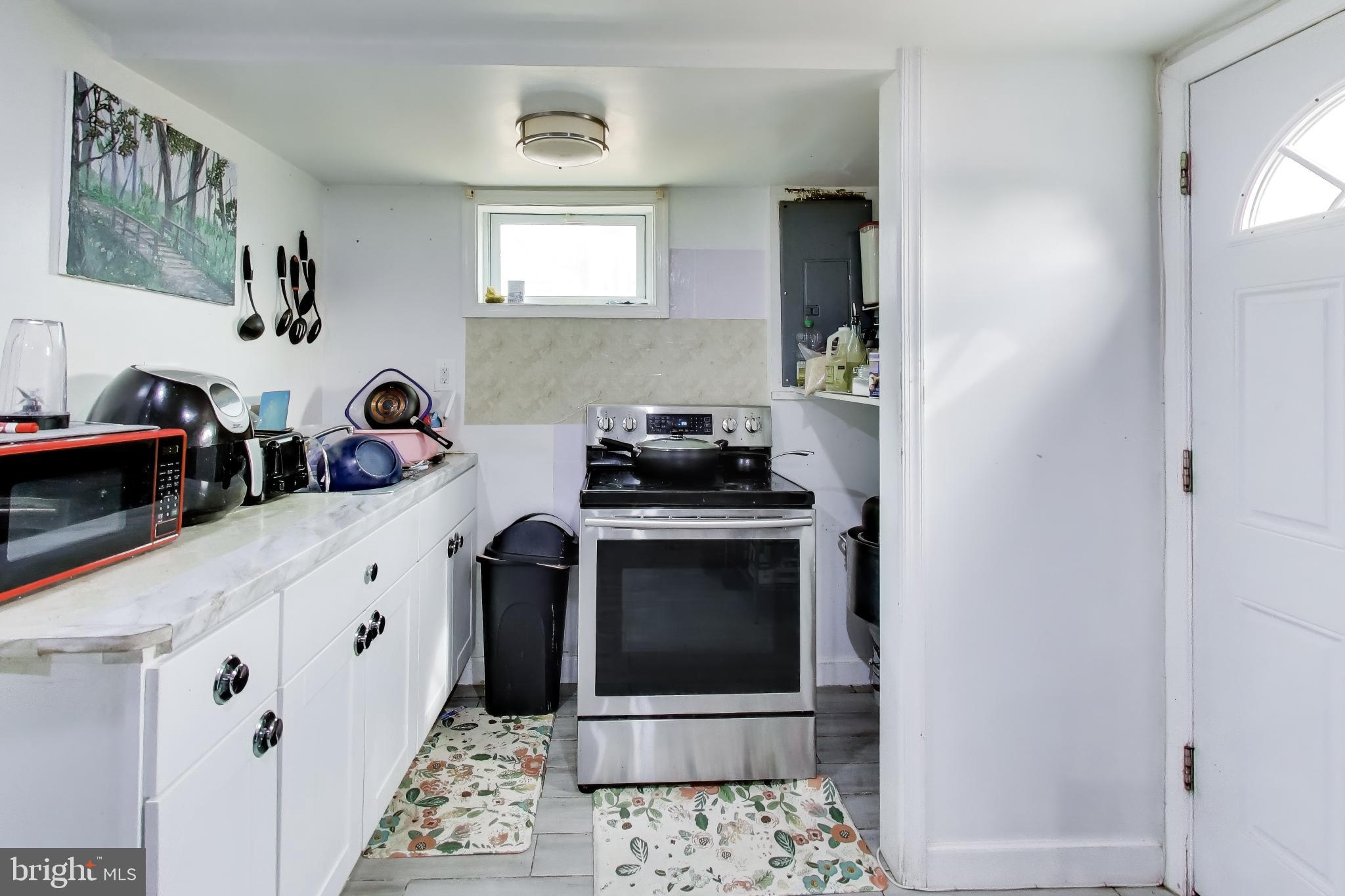 FAIRLAWN-LAUREL - Residential