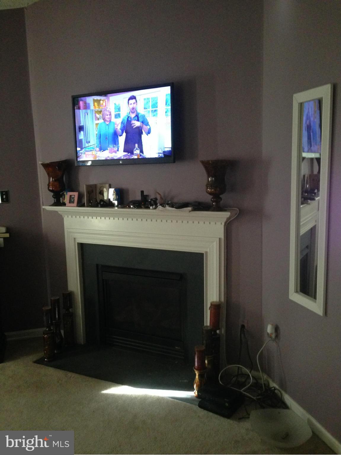 ASBURY WOODS - Residential