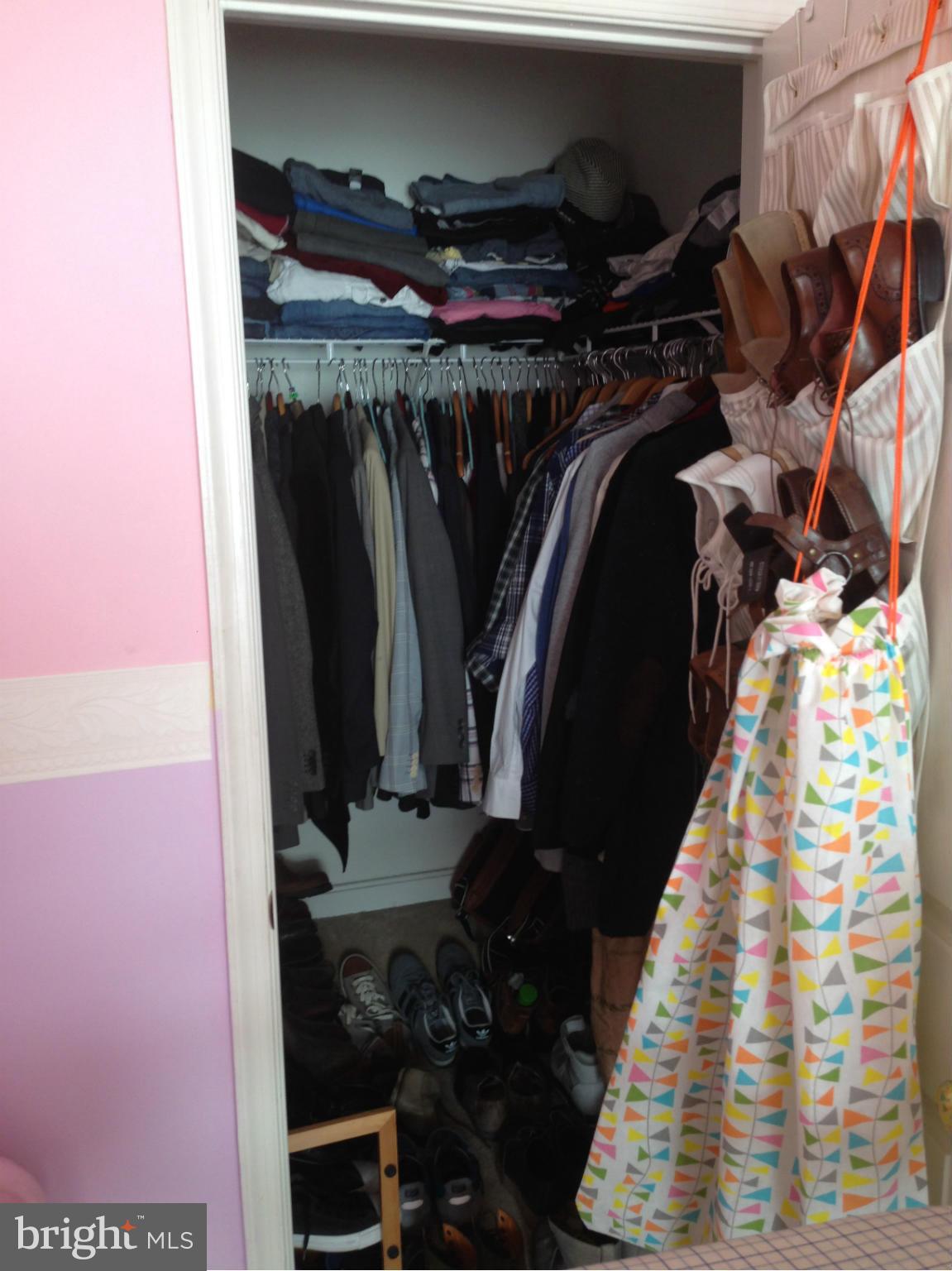 ASBURY WOODS - Residential