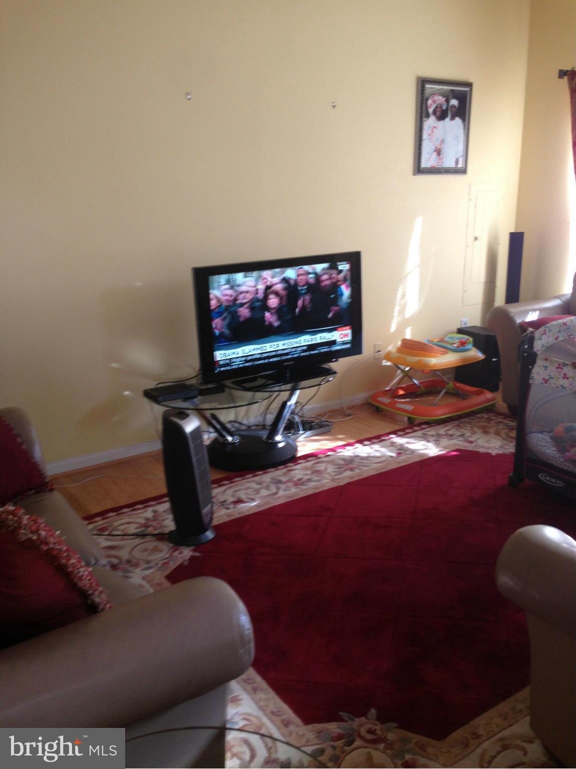 ASBURY WOODS - Residential