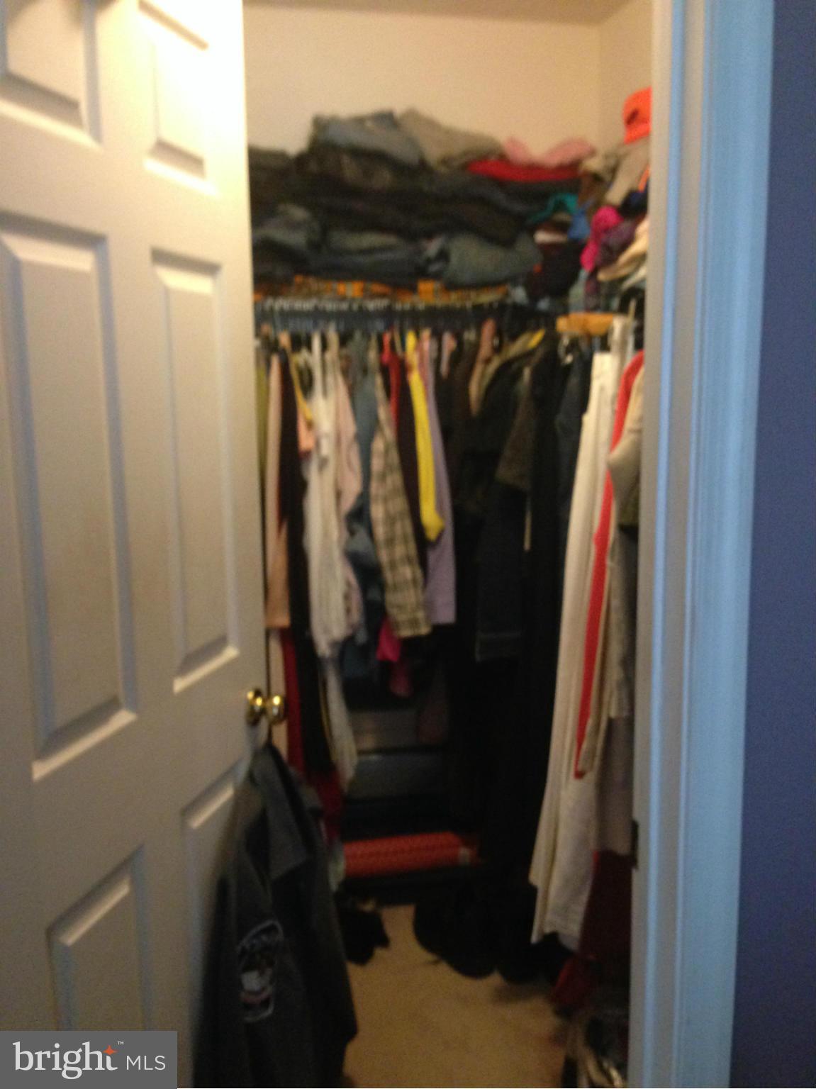 ASBURY WOODS - Residential