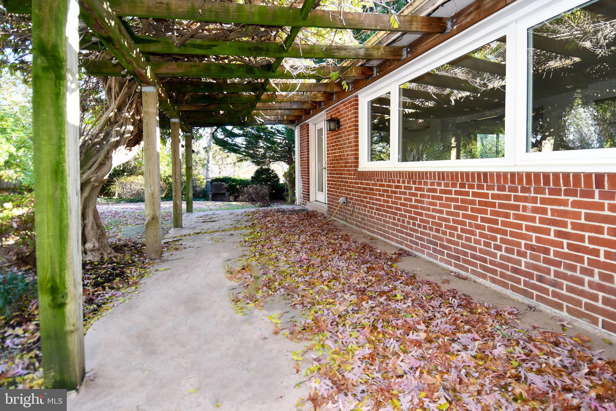 CHEVY CHASE VIEW - Residential Lease