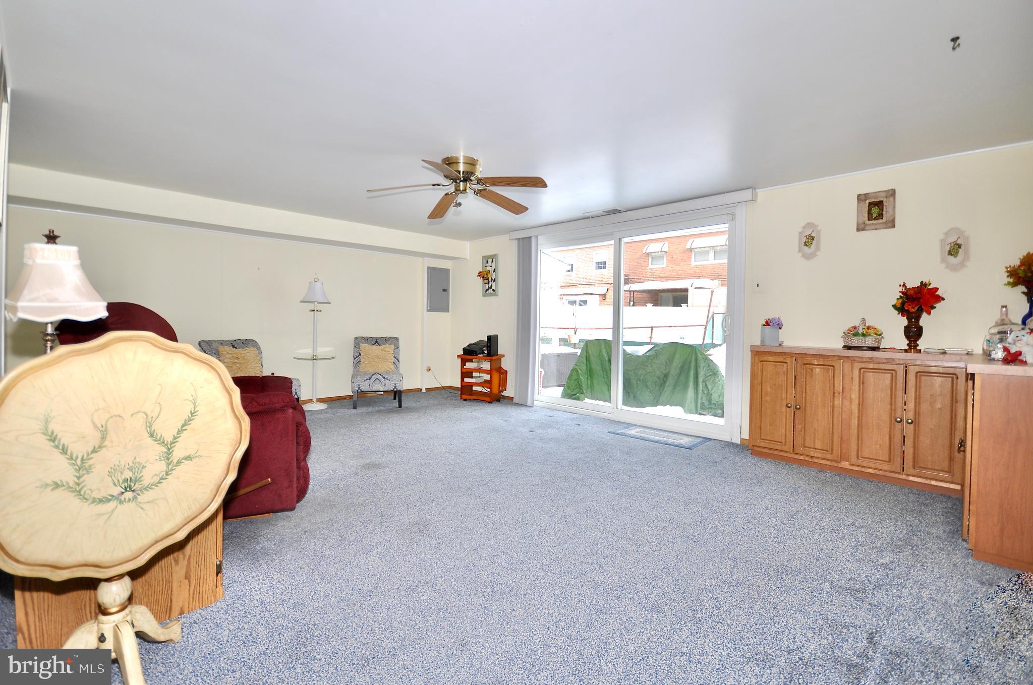 PENNSWOOD PARK - Residential