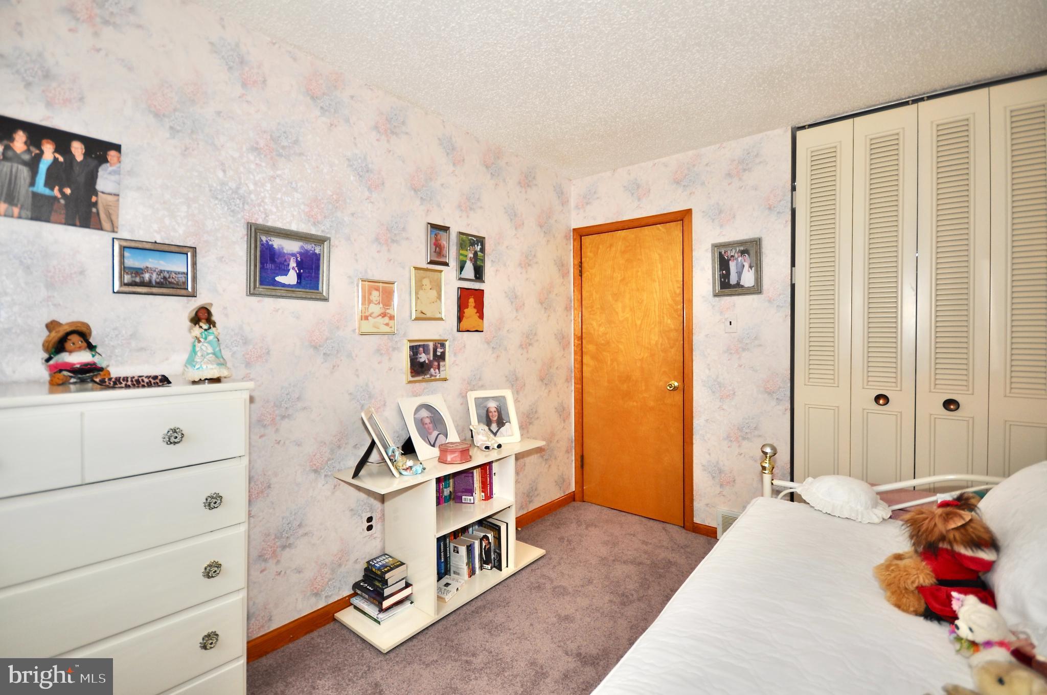 PENNSWOOD PARK - Residential